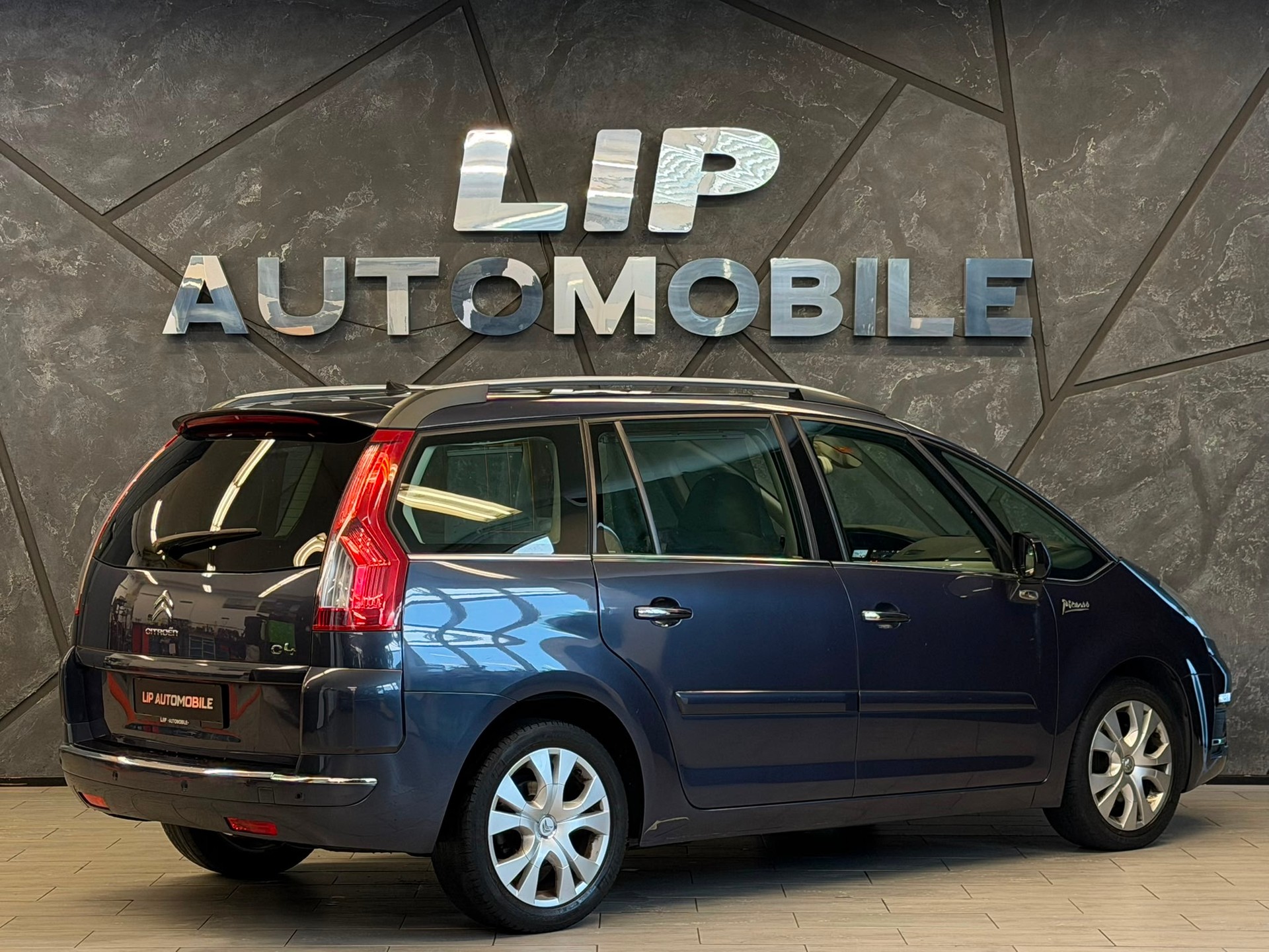 CITROEN Grand C4 Picasso 2.0 HDI Exclusive EGS6-image-5