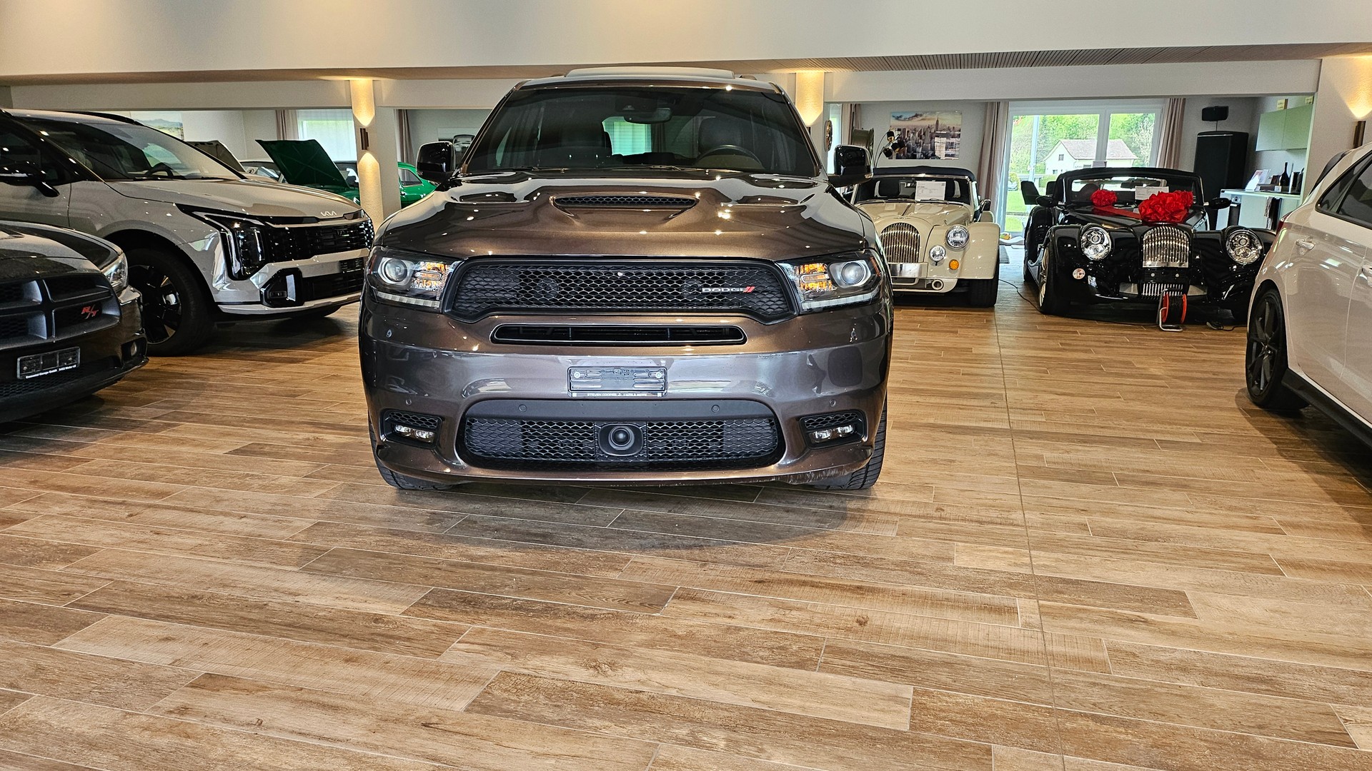 DODGE R/T Hemi 5.7 AWD-showroom-element-2