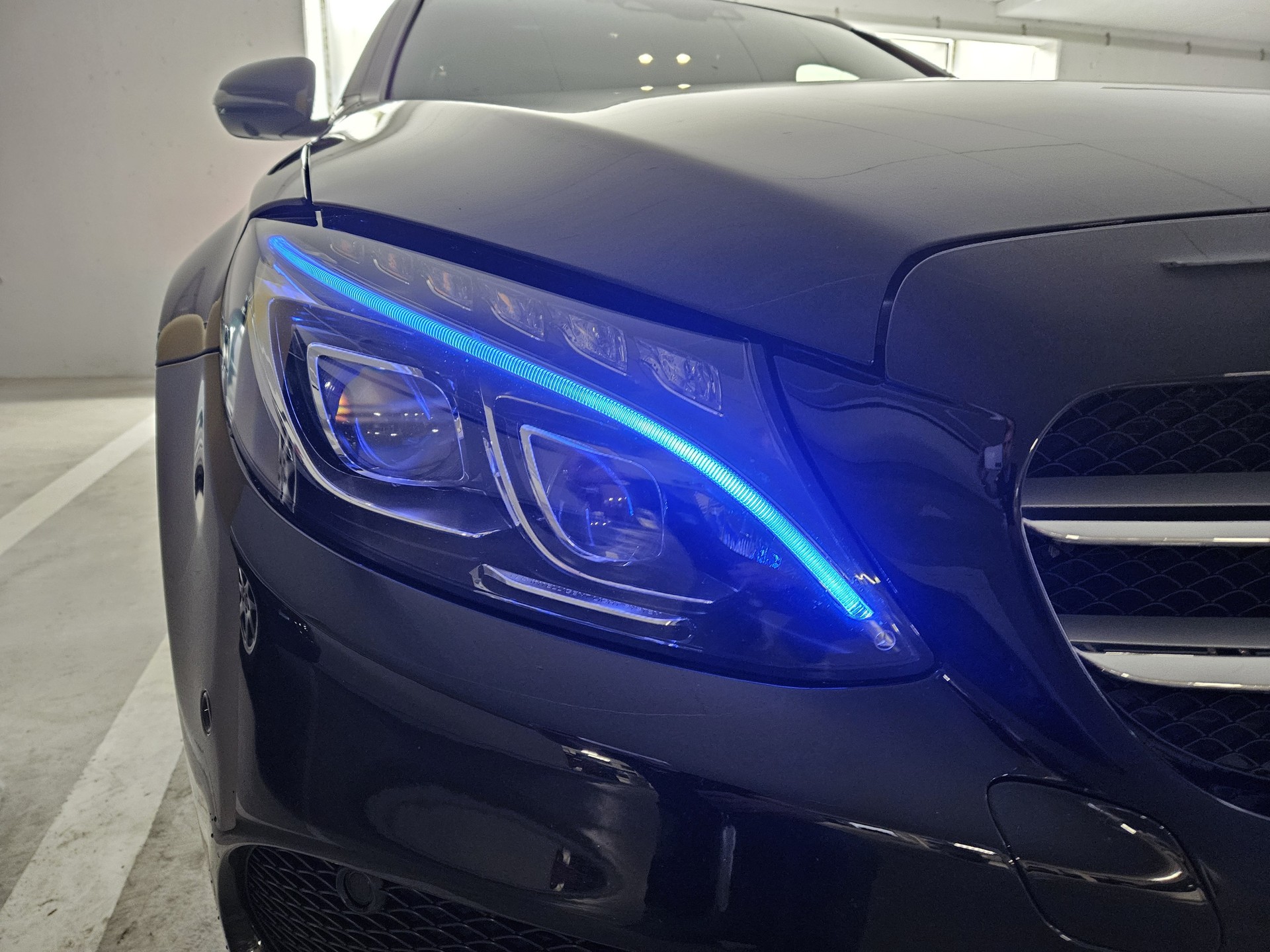 MERCEDES-BENZ C 400 AMG Line 4matic-image-15