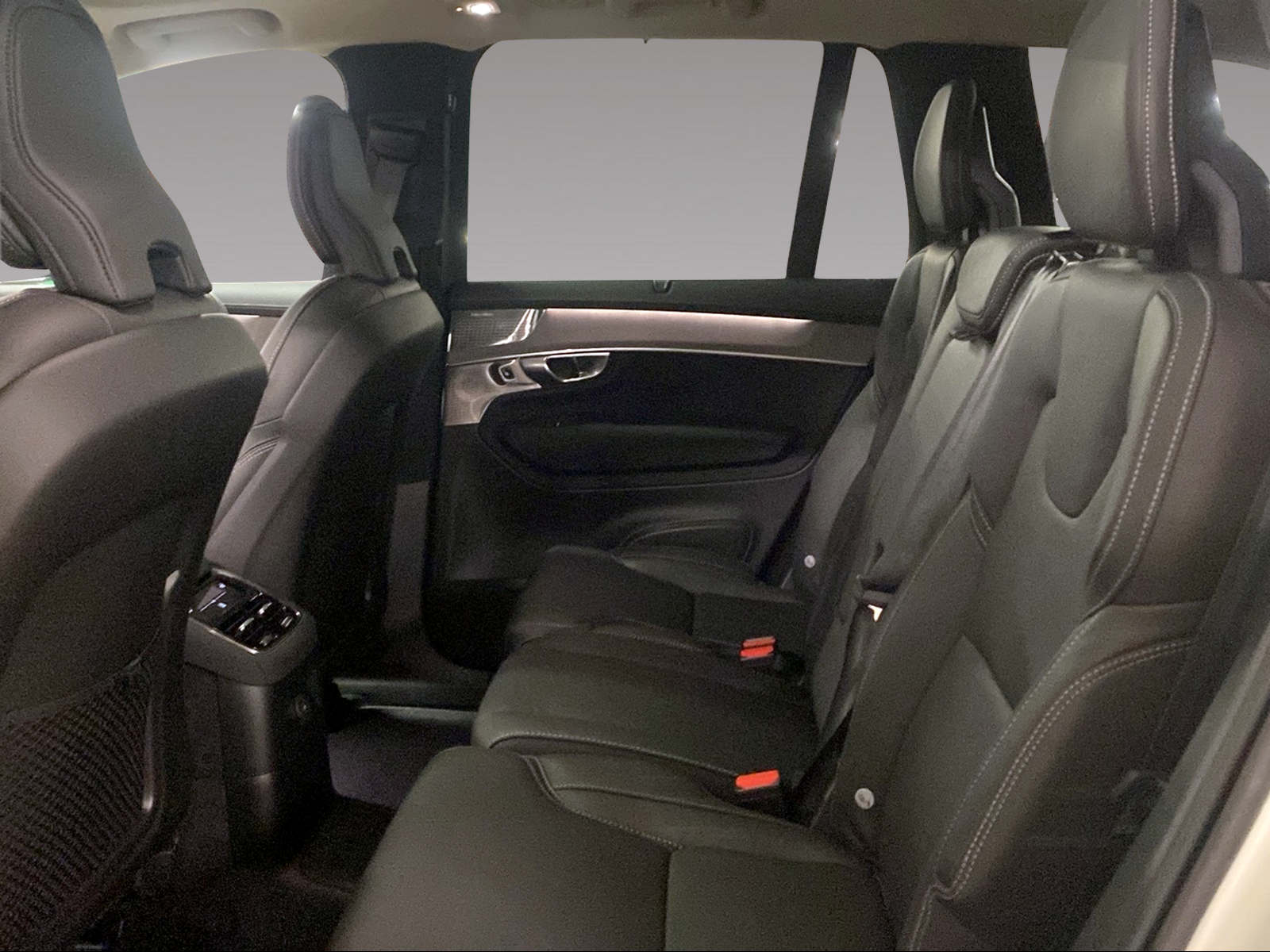 VOLVO XC90 2.0 T8 TE XCLUSIVE Edition Dark eAWD-image-8