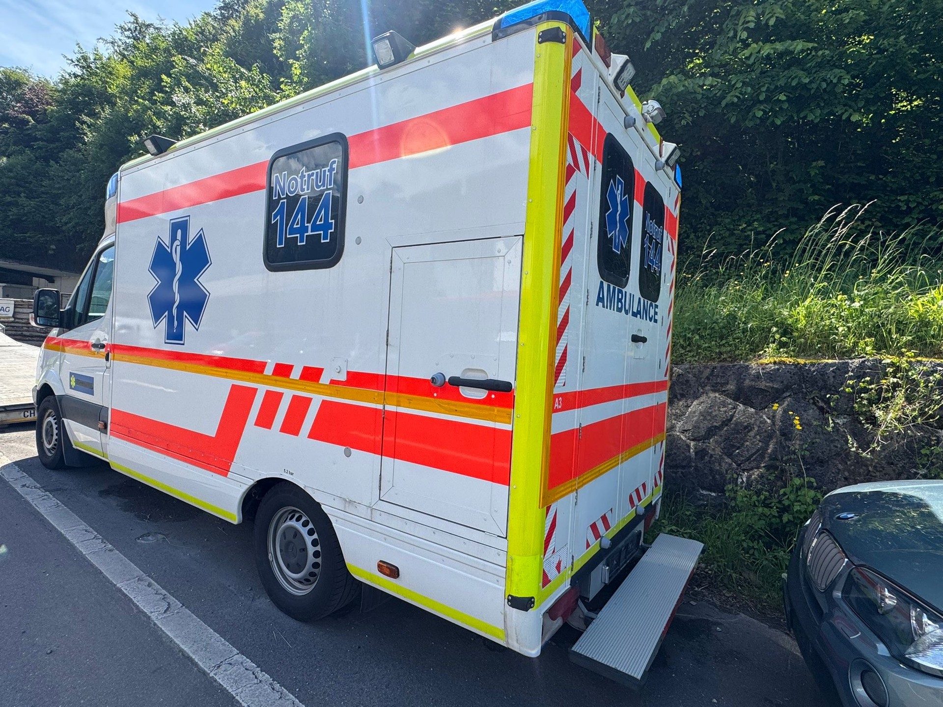MERCEDES-BENZ Sprinter 318 CDI Kompakt Ambulanz-image-10