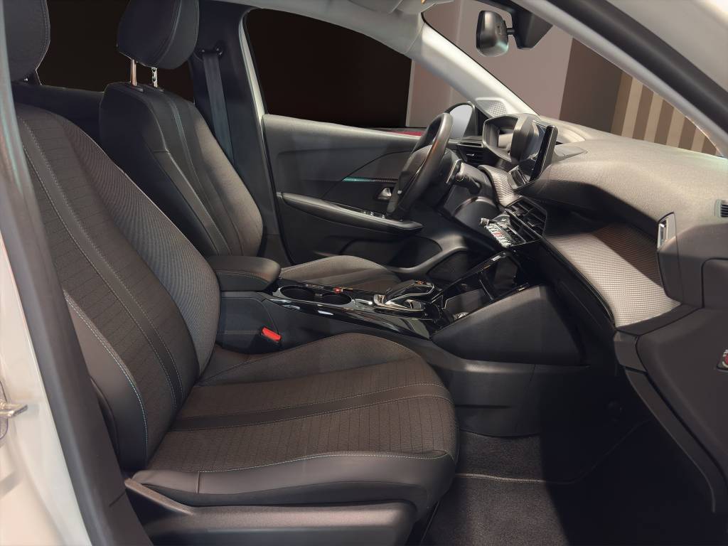 PEUGEOT 208 1.2 PureTech Allure Pack EAT8-image-6