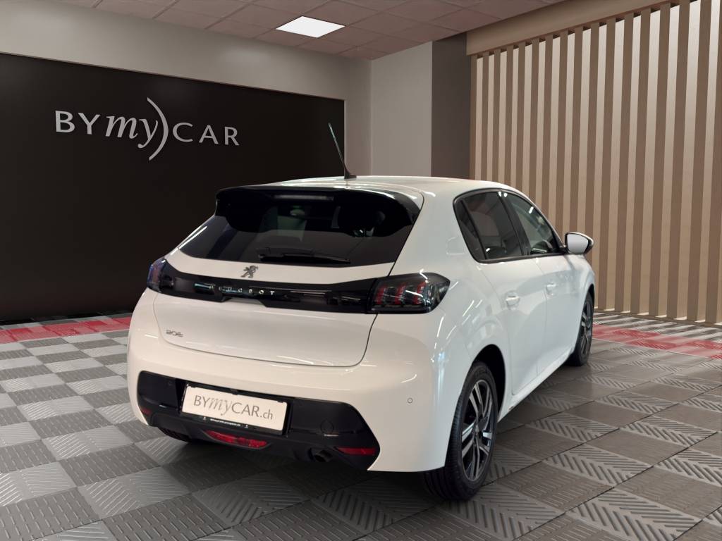 PEUGEOT 208 1.2 PureTech Allure Pack EAT8-image-2