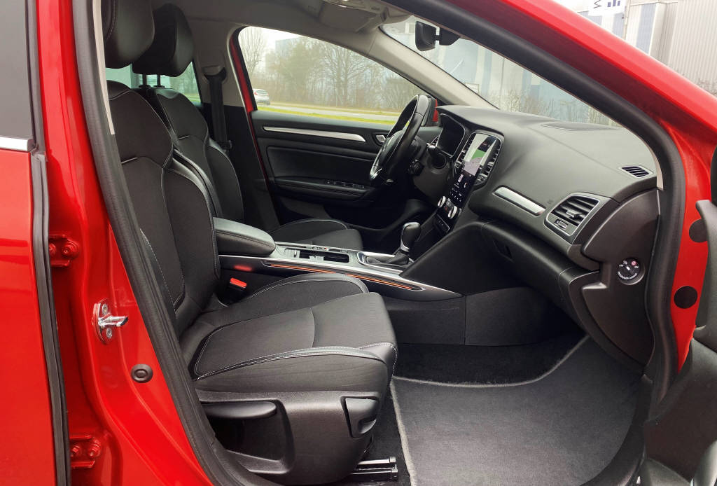 RENAULT Mégane Grandtour 1.5 GT EDC Sports-Line - New Modell 2021-image-10