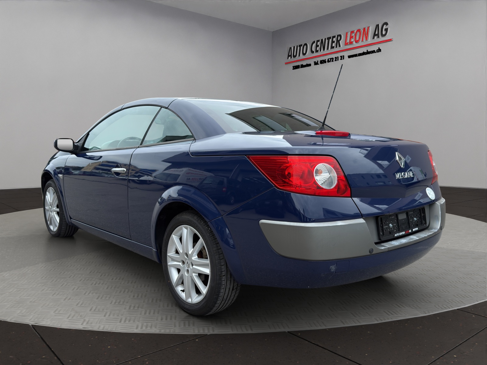 RENAULT Mégane C-C 2.0 16V Dynamique Confort-showroom-element-3