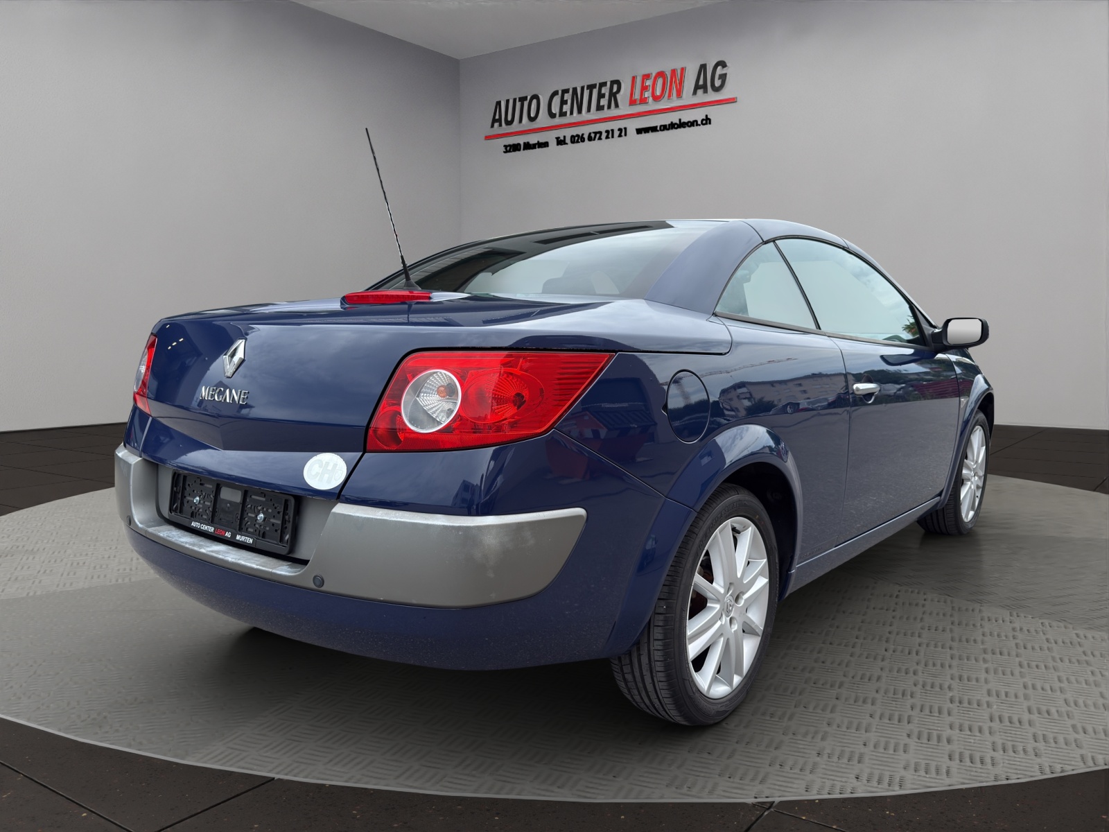 RENAULT Mégane C-C 2.0 16V Dynamique Confort-image-5