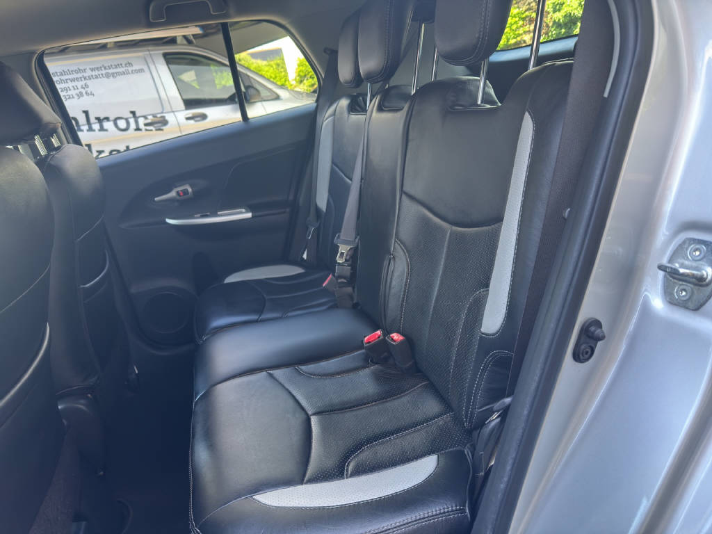 TOYOTA Urban Cruiser 1.33 VVT-i Linea Luna fédéral-image-14