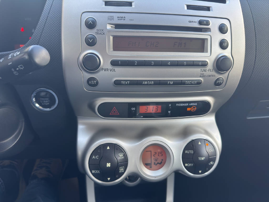 TOYOTA Urban Cruiser 1.33 VVT-i Linea Luna fédéral-image-10