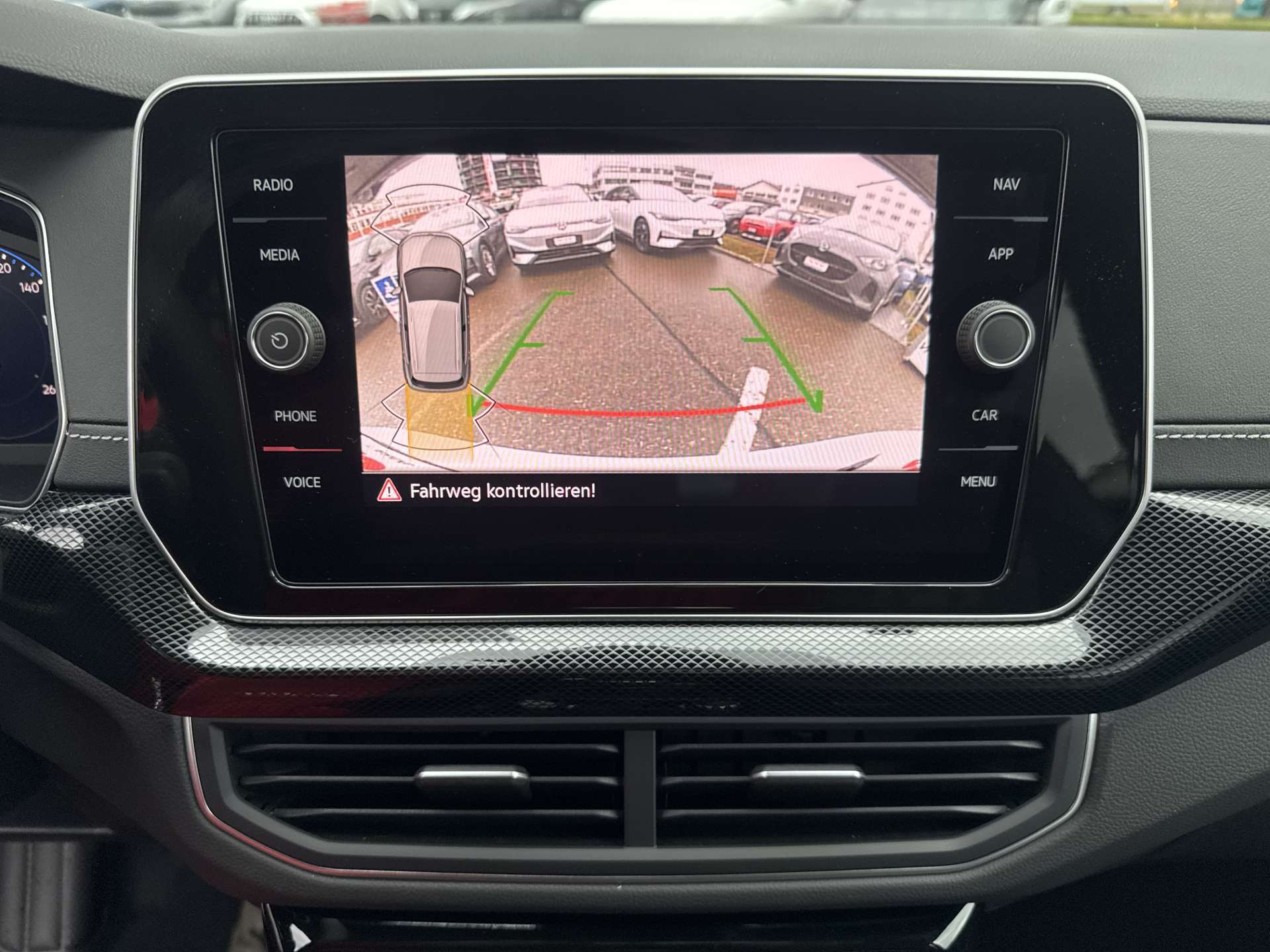 VW T-Cross 1.5 TSi EVO ACT R-Line DSG-Automat-image-9
