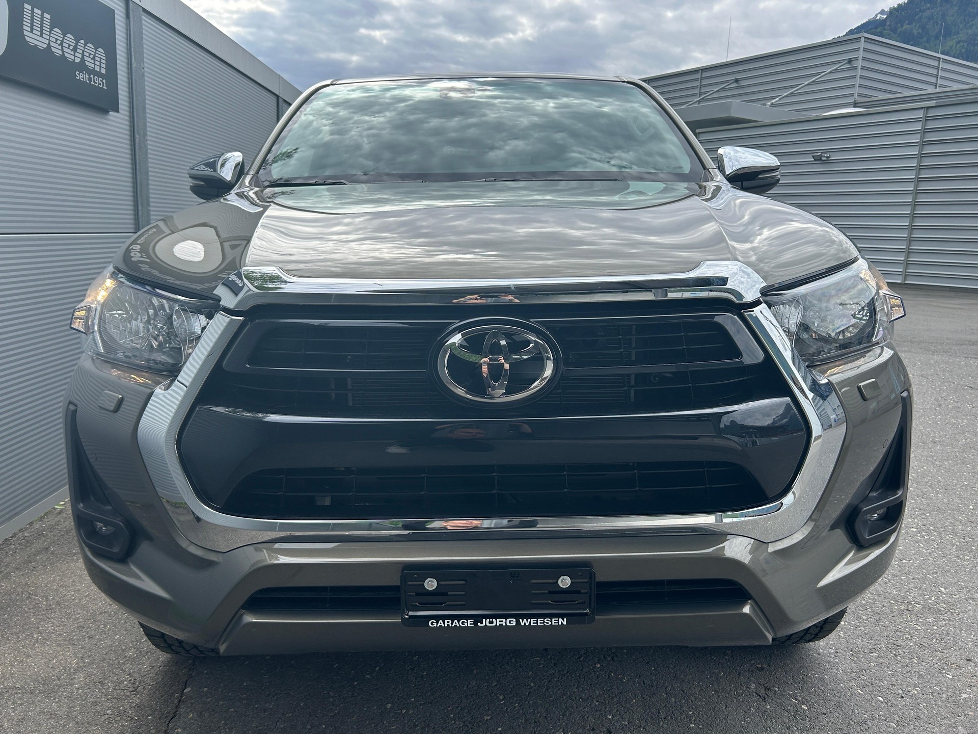 TOYOTA Hilux Double Cab.-Pick-up 2.8 D-4D MHEV 204 Style-image-1