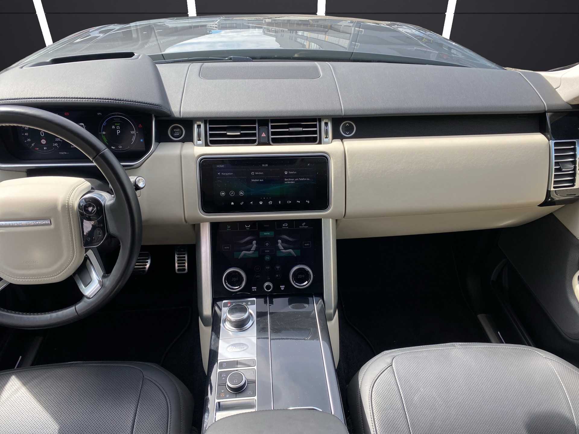 LAND ROVER Range Rover 2.0 Si4 P400e PHEV Vogue Automatic-image-10