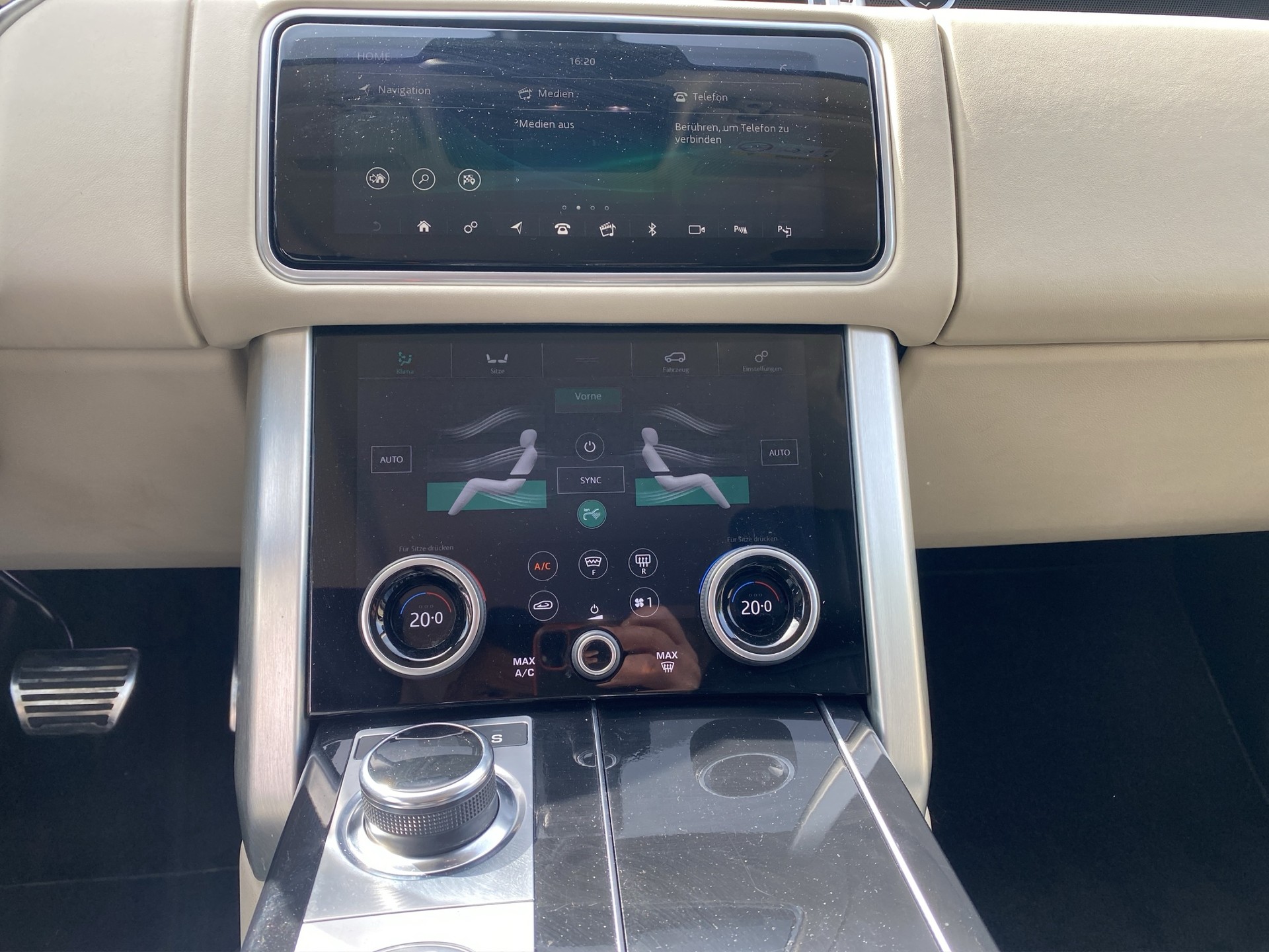 LAND ROVER Range Rover 2.0 Si4 P400e PHEV Vogue Automatic-image-11