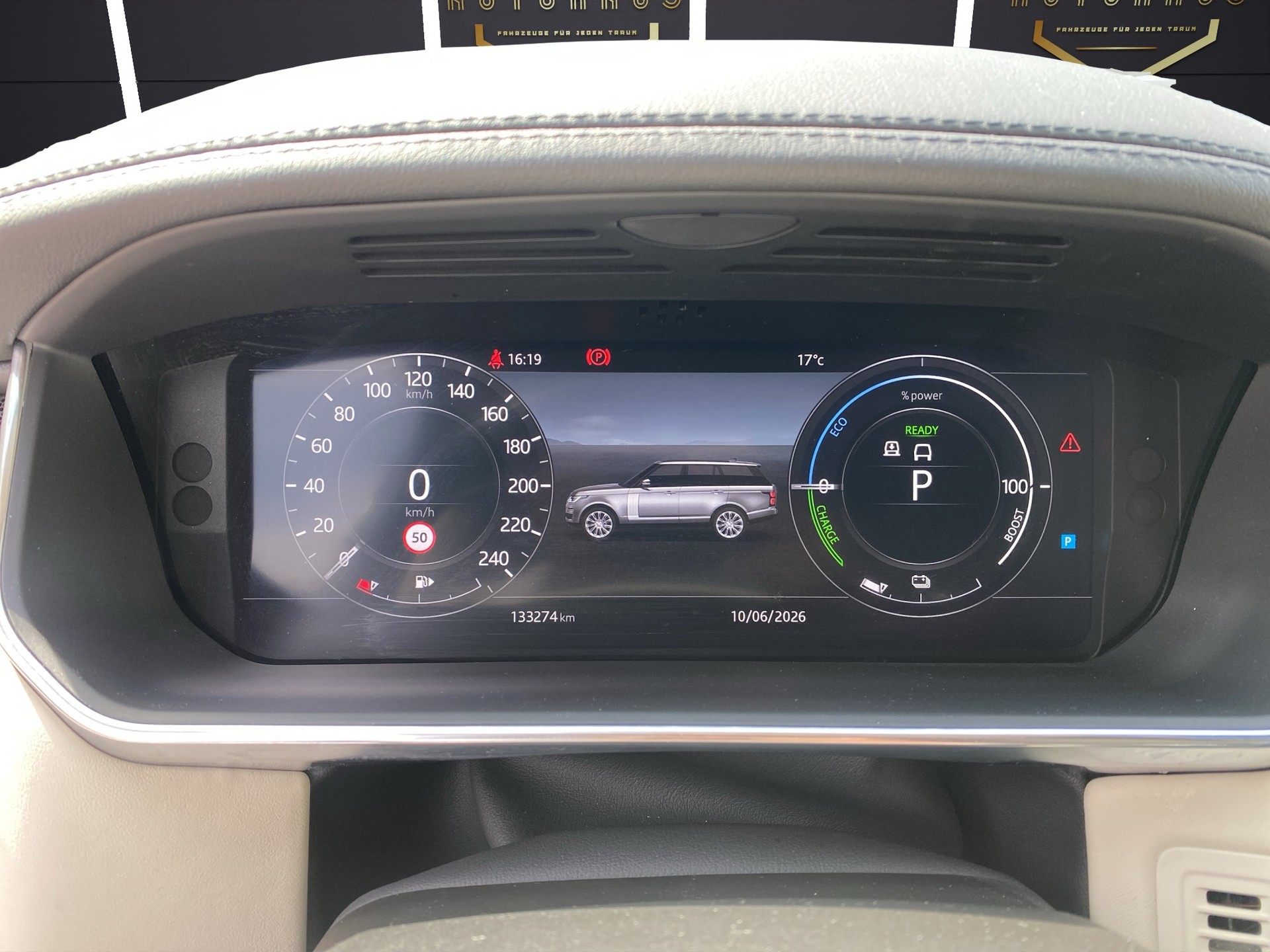 LAND ROVER Range Rover 2.0 Si4 P400e PHEV Vogue Automatic-image-13