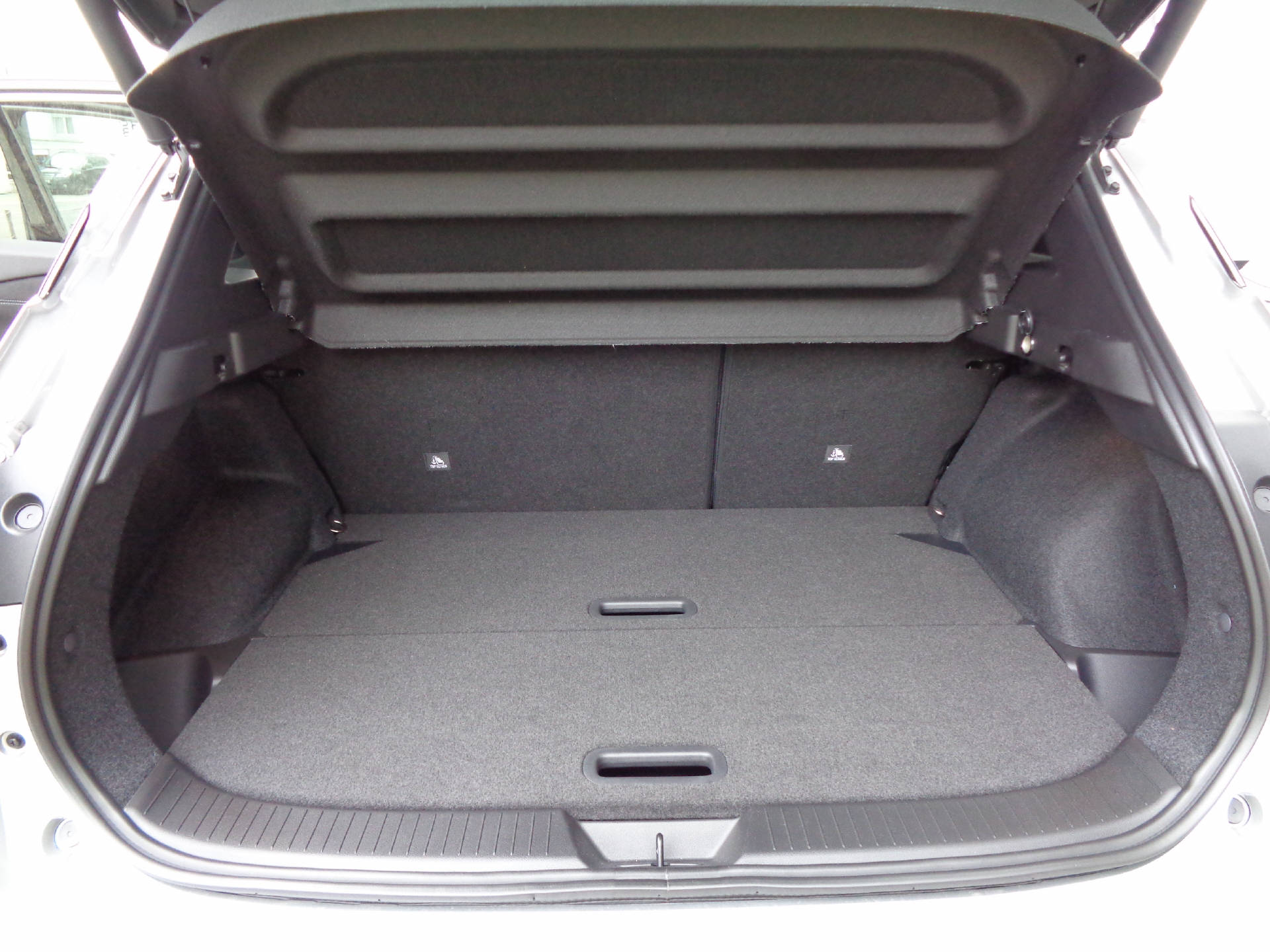 NISSAN Qashqai 1.3 DIG-T Tekna+ 4x4-image-11