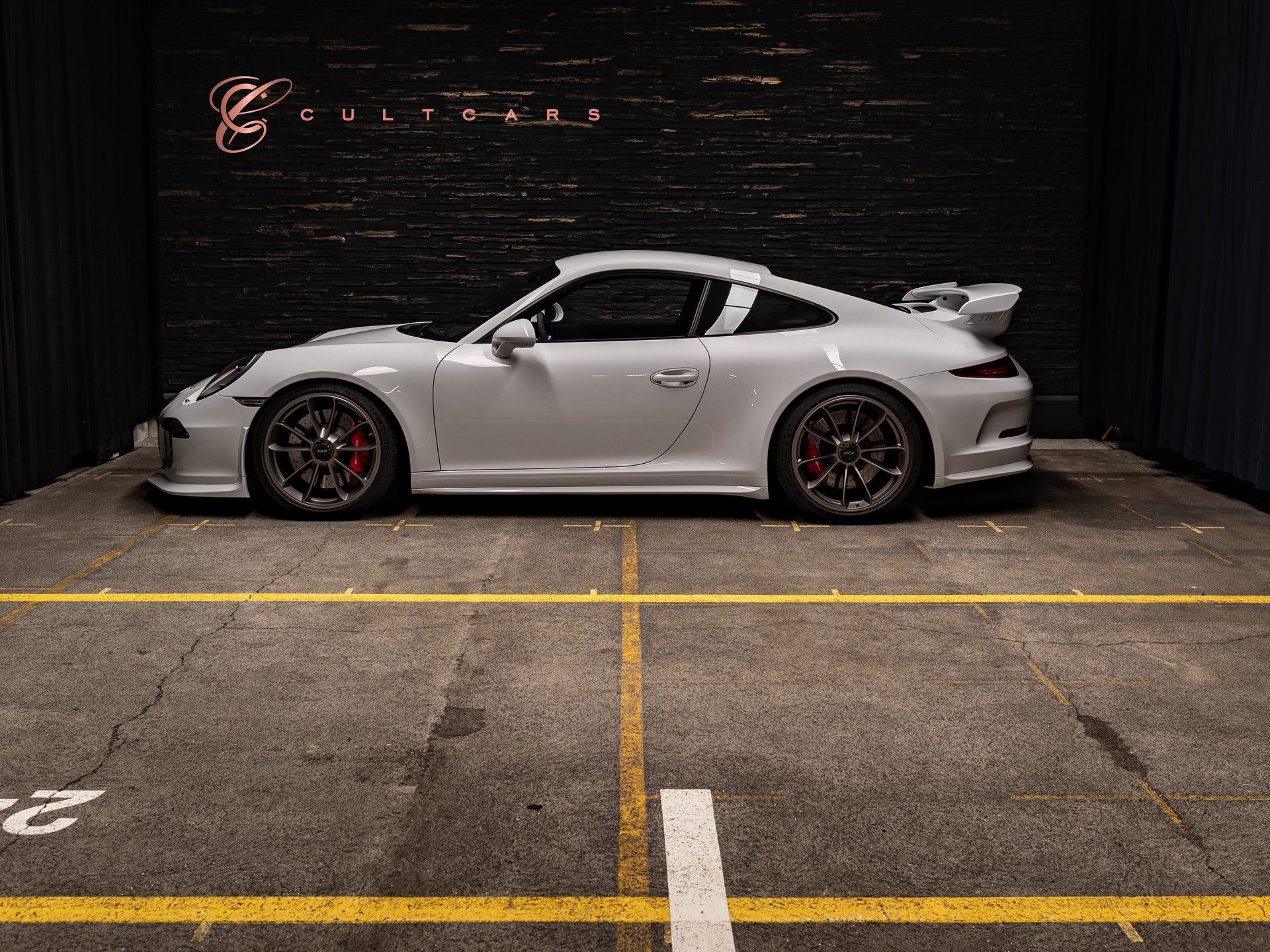 PORSCHE 911 GT3 PDK-image-1