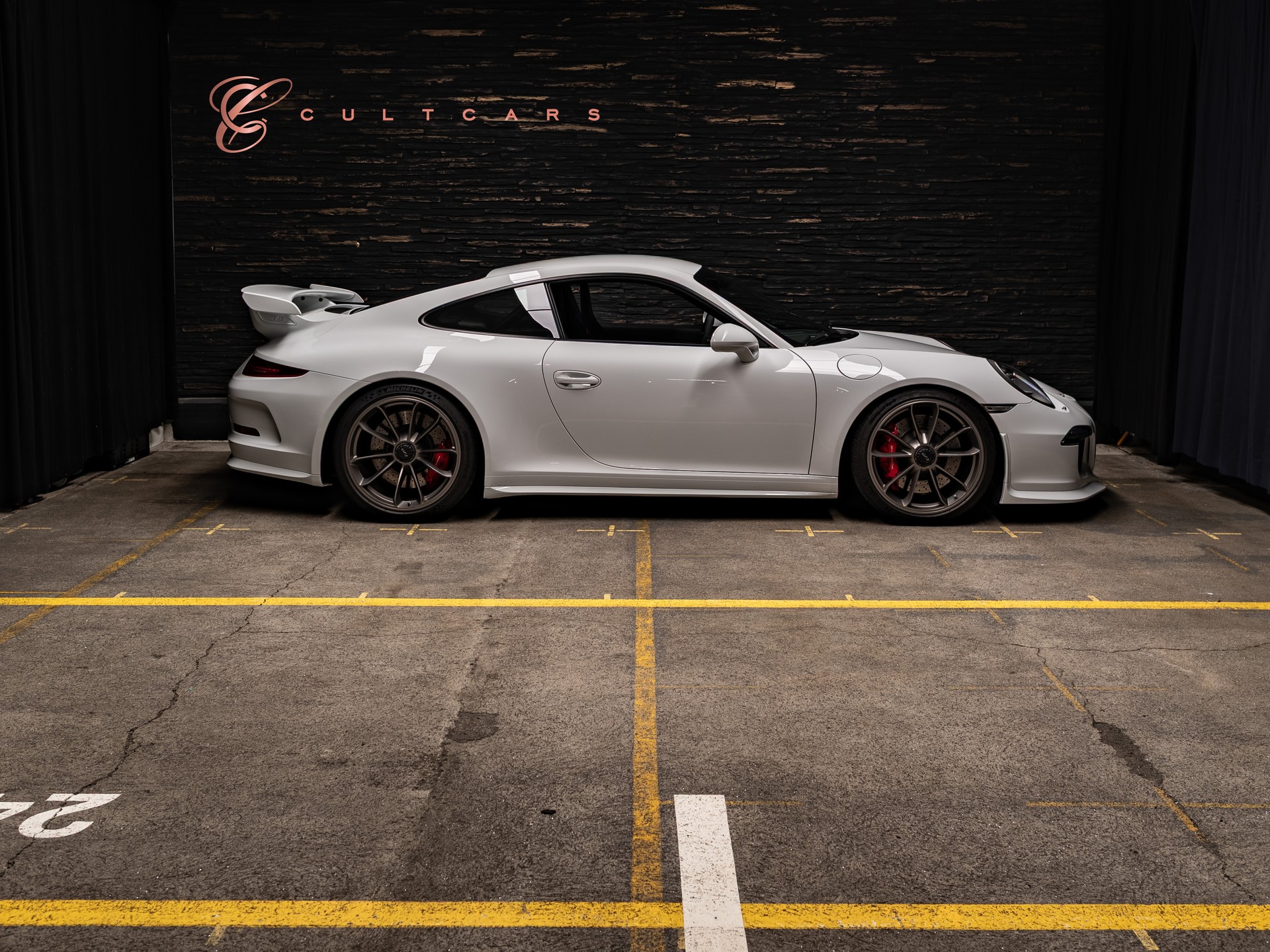 PORSCHE 911 GT3 PDK-image-0