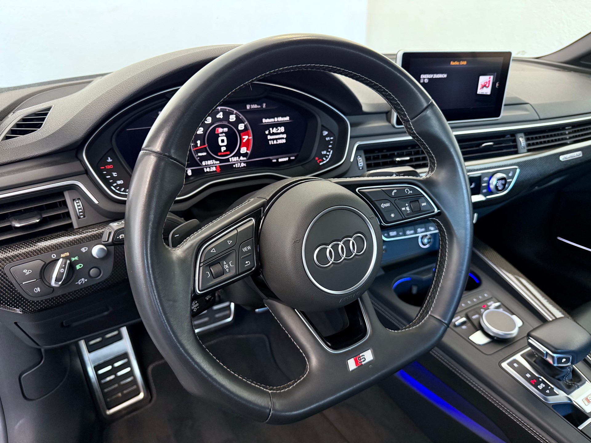 AUDI S5 Cabriolet 3.0 TFSI quattro tiptronic-image-18