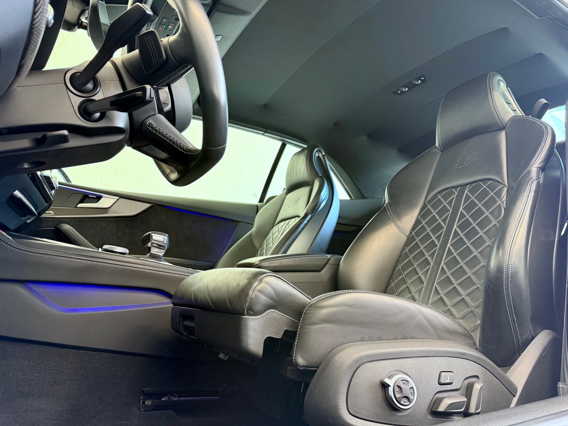 AUDI S5 Cabriolet 3.0 TFSI quattro tiptronic-image-15