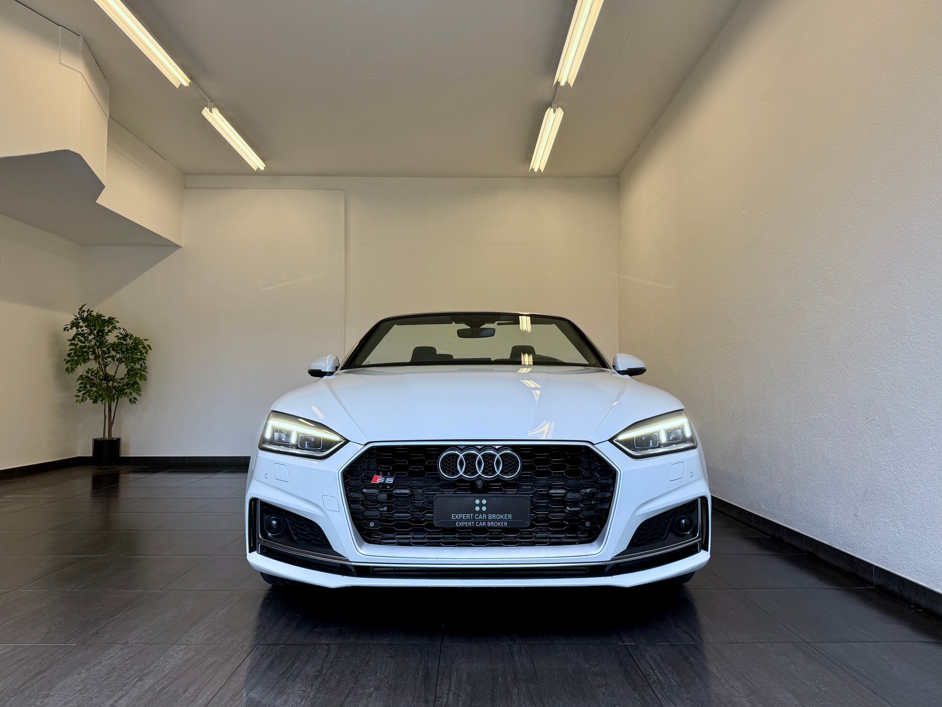 AUDI S5 Cabriolet 3.0 TFSI quattro tiptronic-image-3