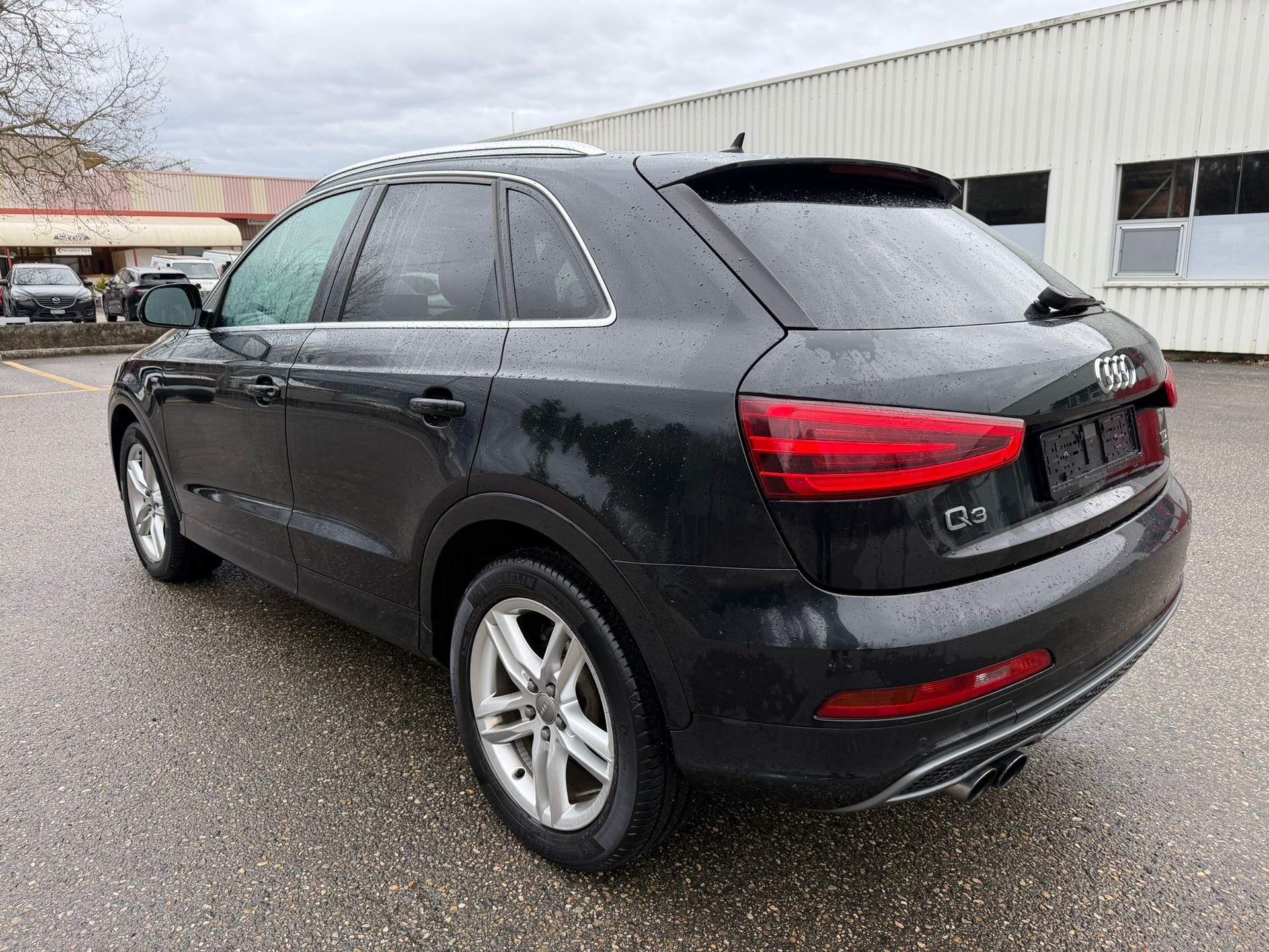 AUDI Q3 2.0 TDI quattro S-tronic-image-4