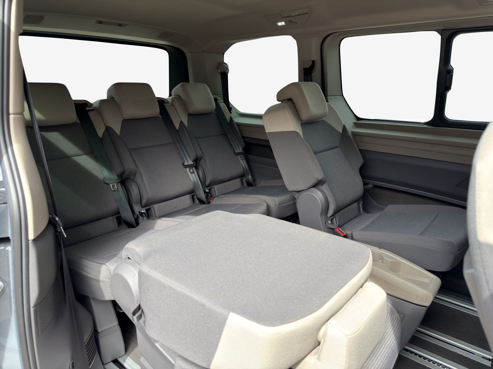 VW Multivan 2.0 TDI Liberty DSG-image-13