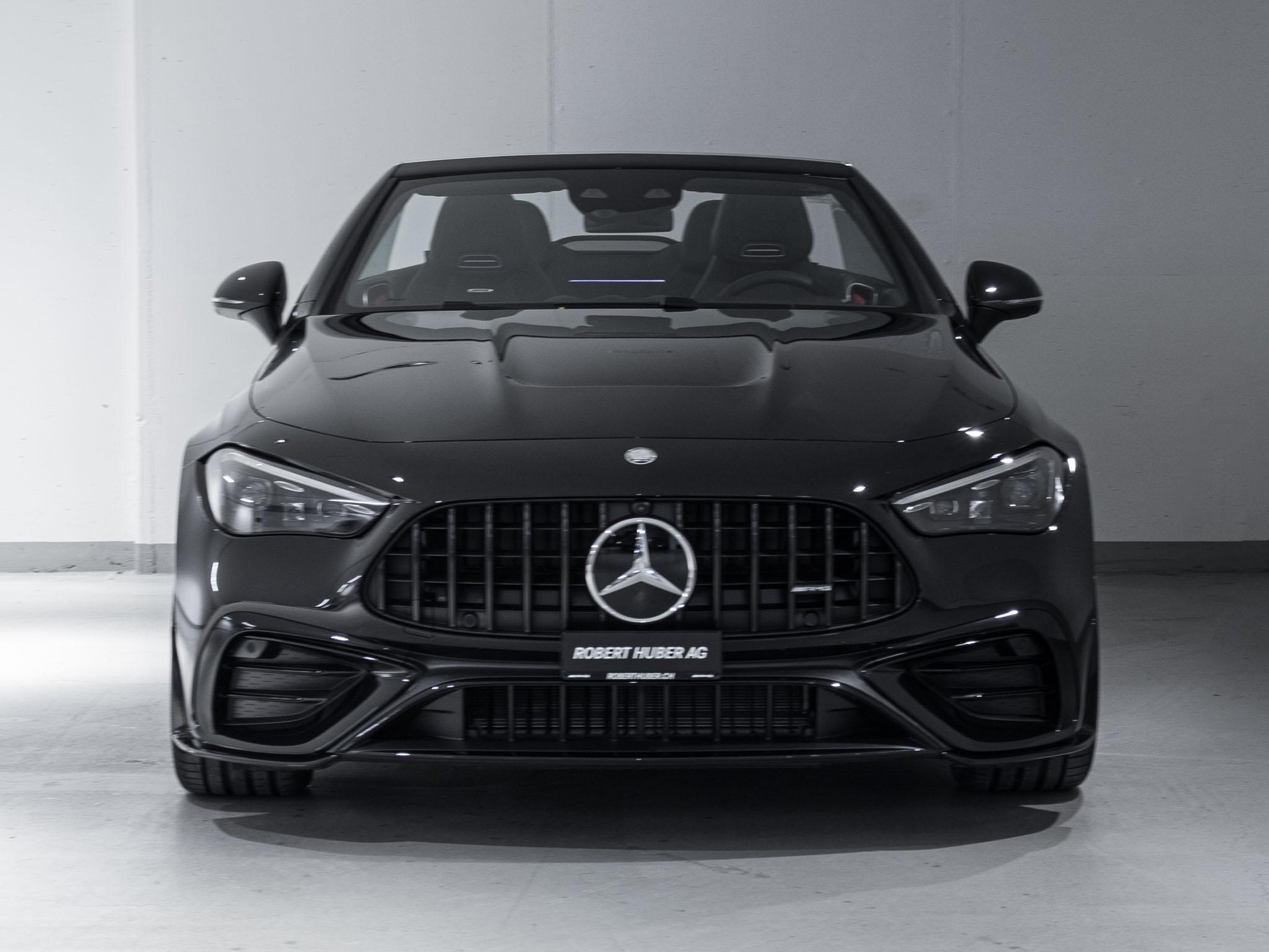 MERCEDES-BENZ CLE 53 AMG 4MATIC+ Cabriolet-image-2