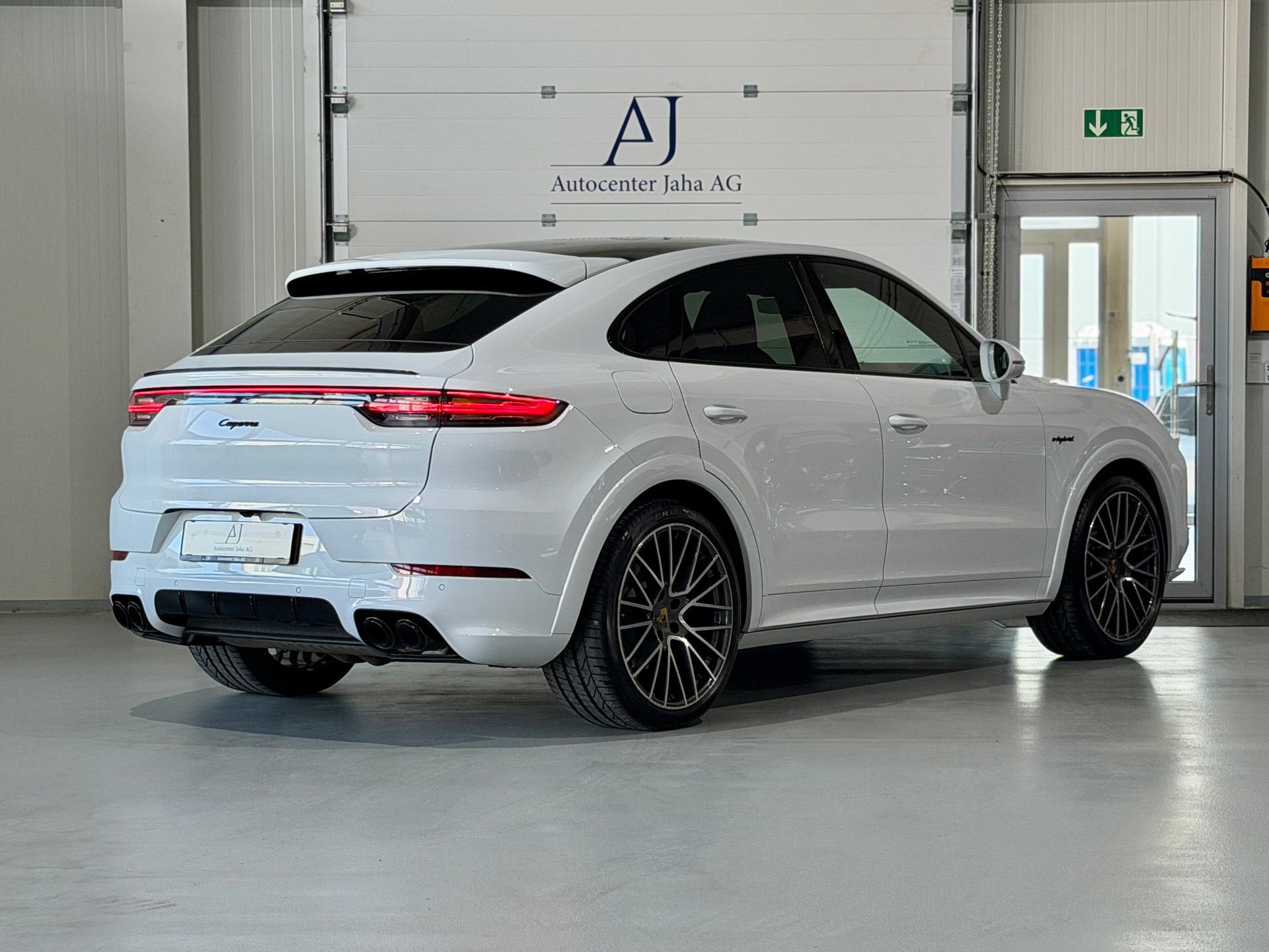 PORSCHE Cayenne Coupé E-Hybrid (CH) inkl. Approved Garantie-image-6
