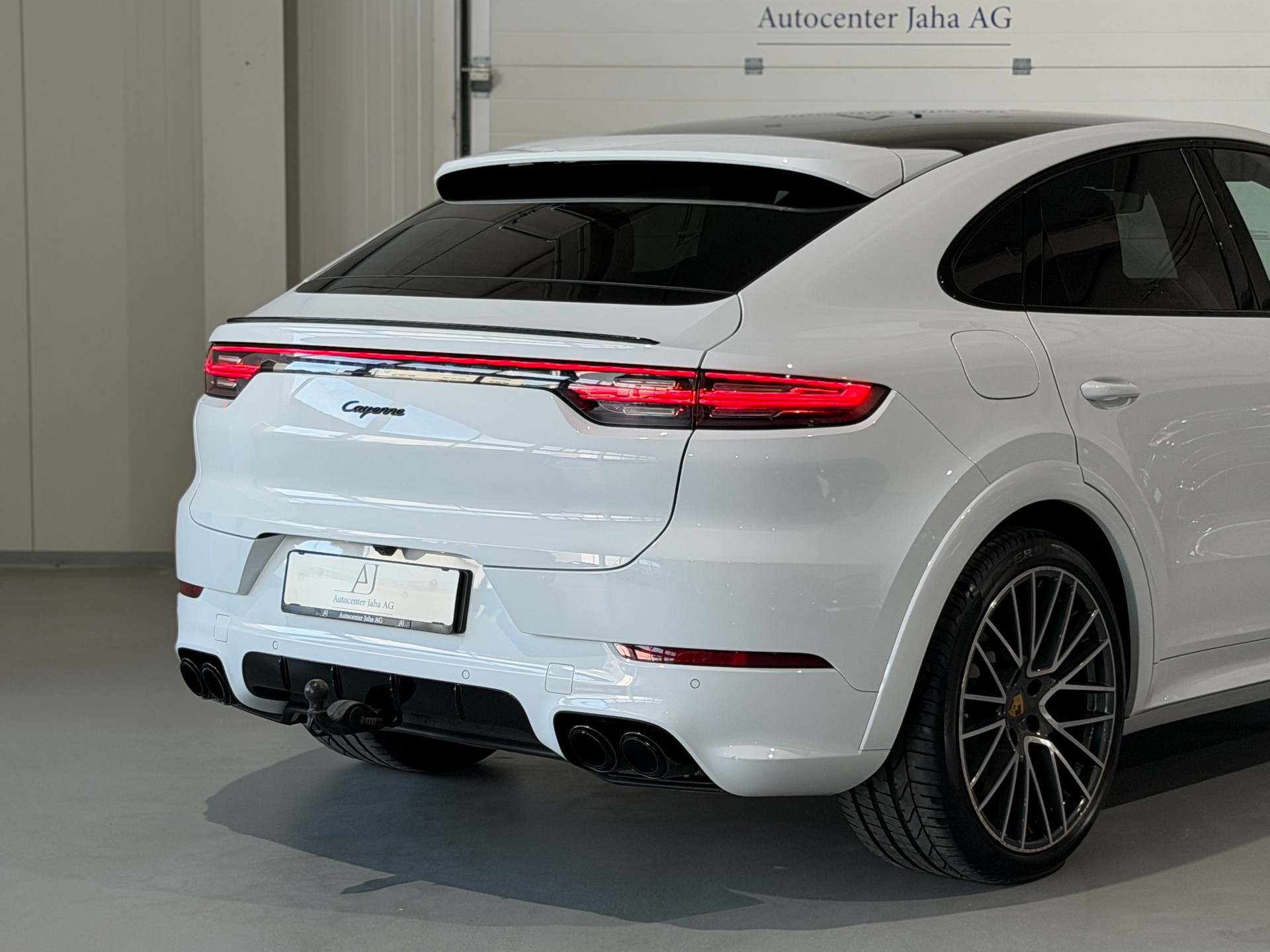 PORSCHE Cayenne Coupé E-Hybrid (CH) inkl. Approved Garantie-image-5