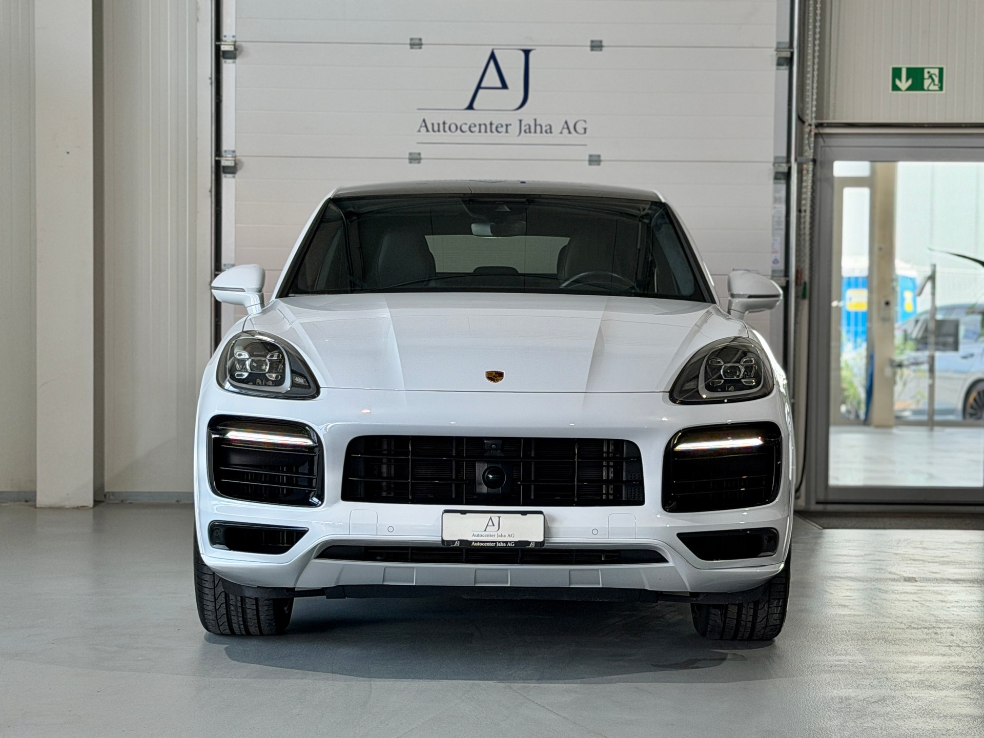 PORSCHE Cayenne Coupé E-Hybrid (CH) inkl. Approved Garantie-image-3