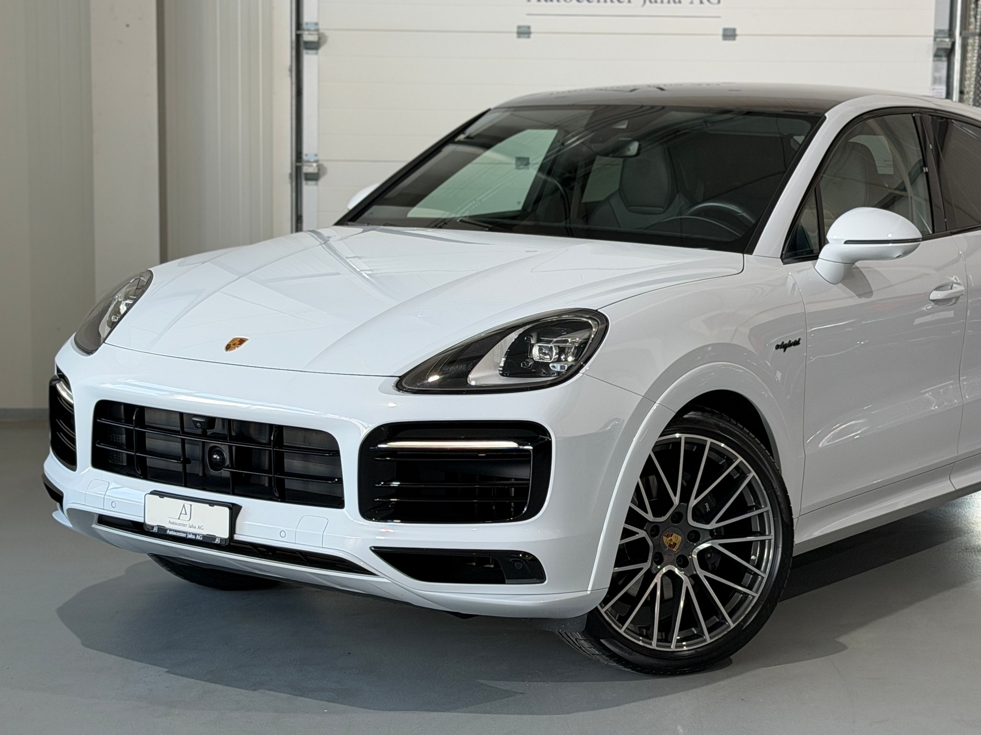 PORSCHE Cayenne Coupé E-Hybrid (CH) inkl. Approved Garantie-image-1