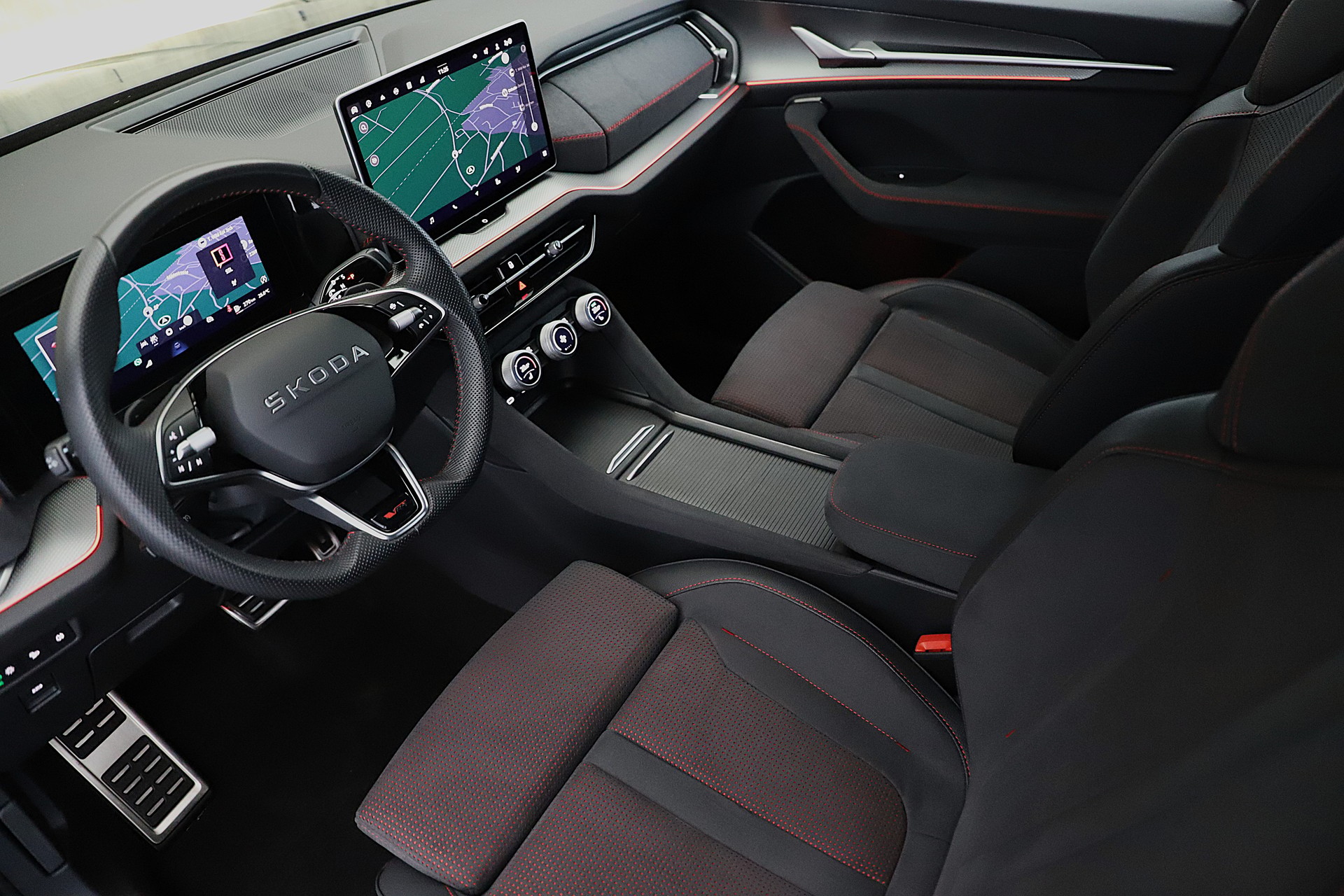 SKODA Kodiaq 2.0 TSI RS 4x4-image-4