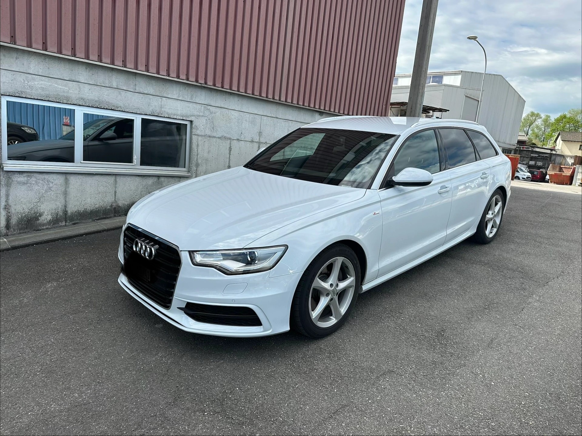 AUDI A6 Avant 3.0 TDI V6 quattro S-tronic-image-1