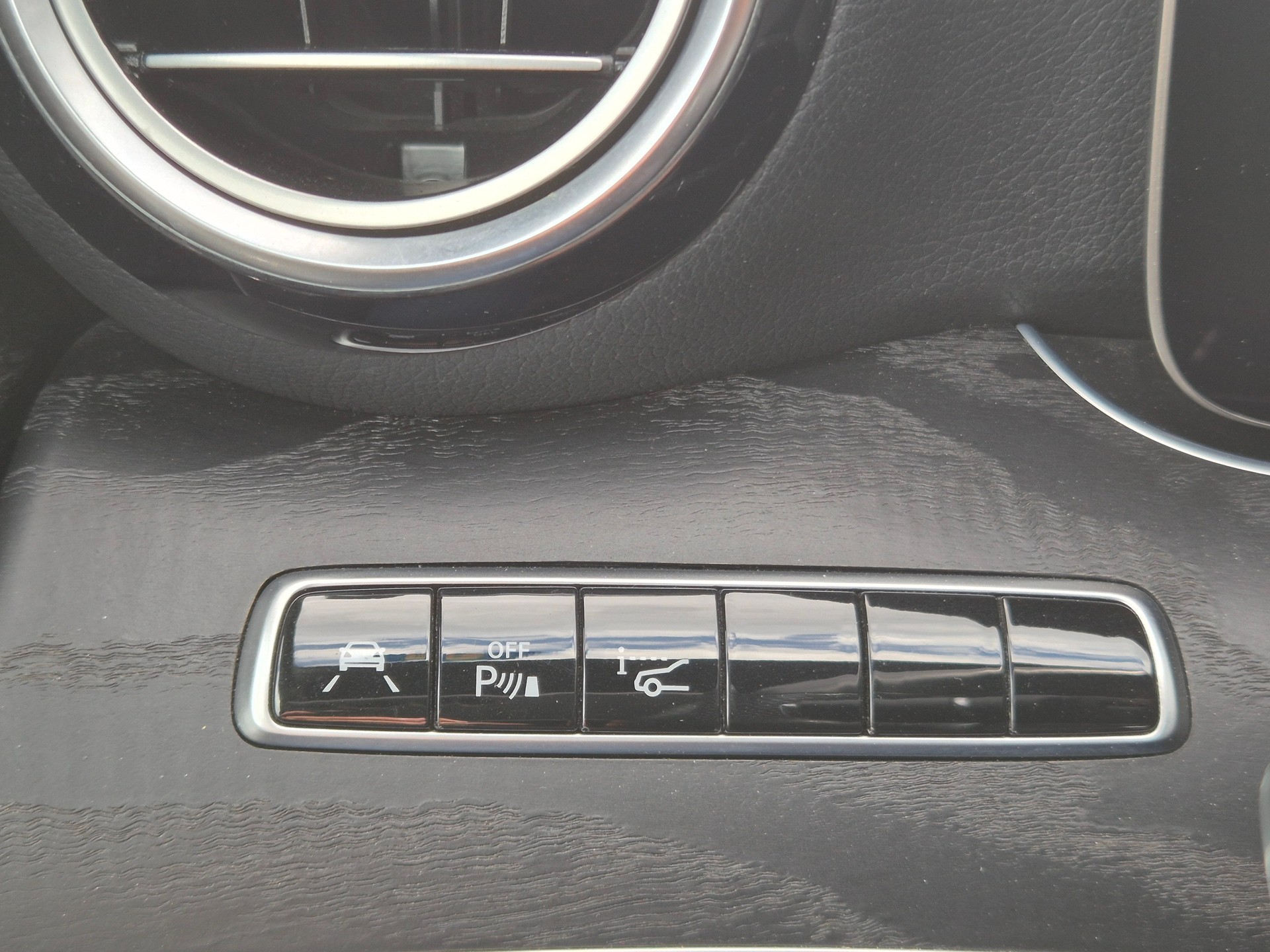 MERCEDES-BENZ E 220 d All-Terrain Avantgarde 4Matic 9G-Tronic-image-8