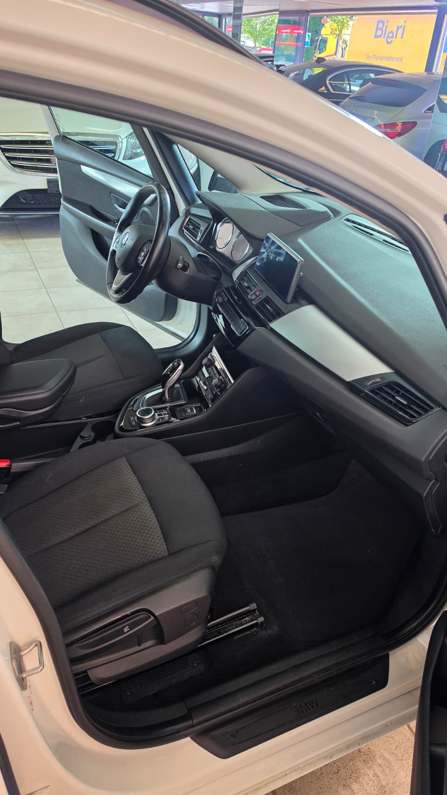 BMW 218d xDrive Gran Tourer Steptronic SCHWEIZER FAHRZEUG, FRISCH AB MFK UND FRISCH AB SERVICE-image-10