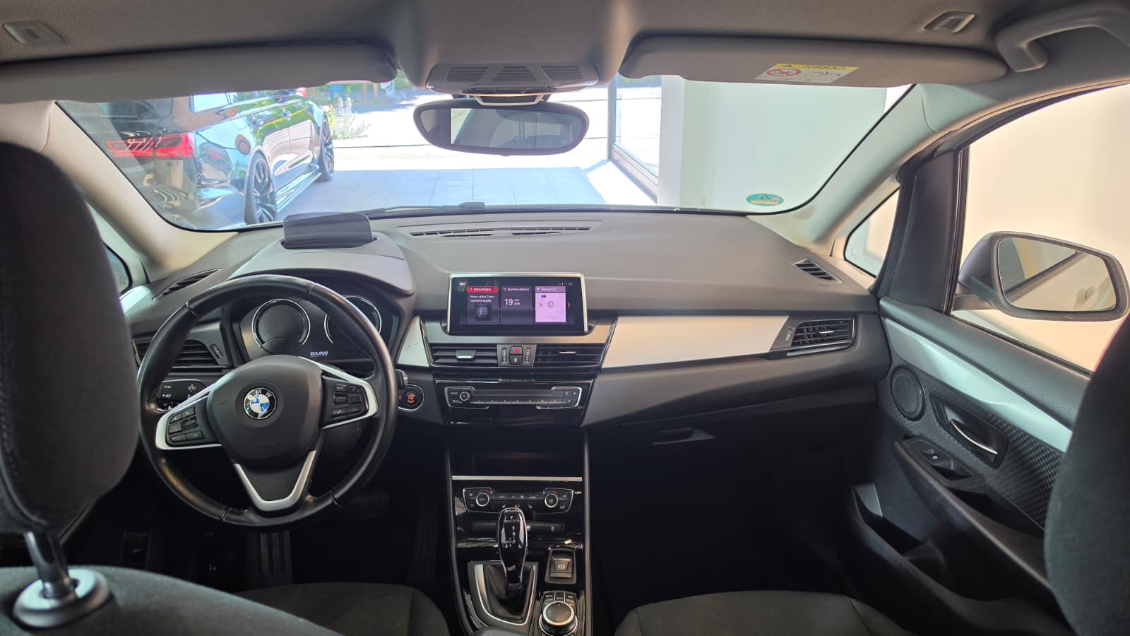 BMW 218d xDrive Gran Tourer Steptronic SCHWEIZER FAHRZEUG, FRISCH AB MFK UND FRISCH AB SERVICE-image-6
