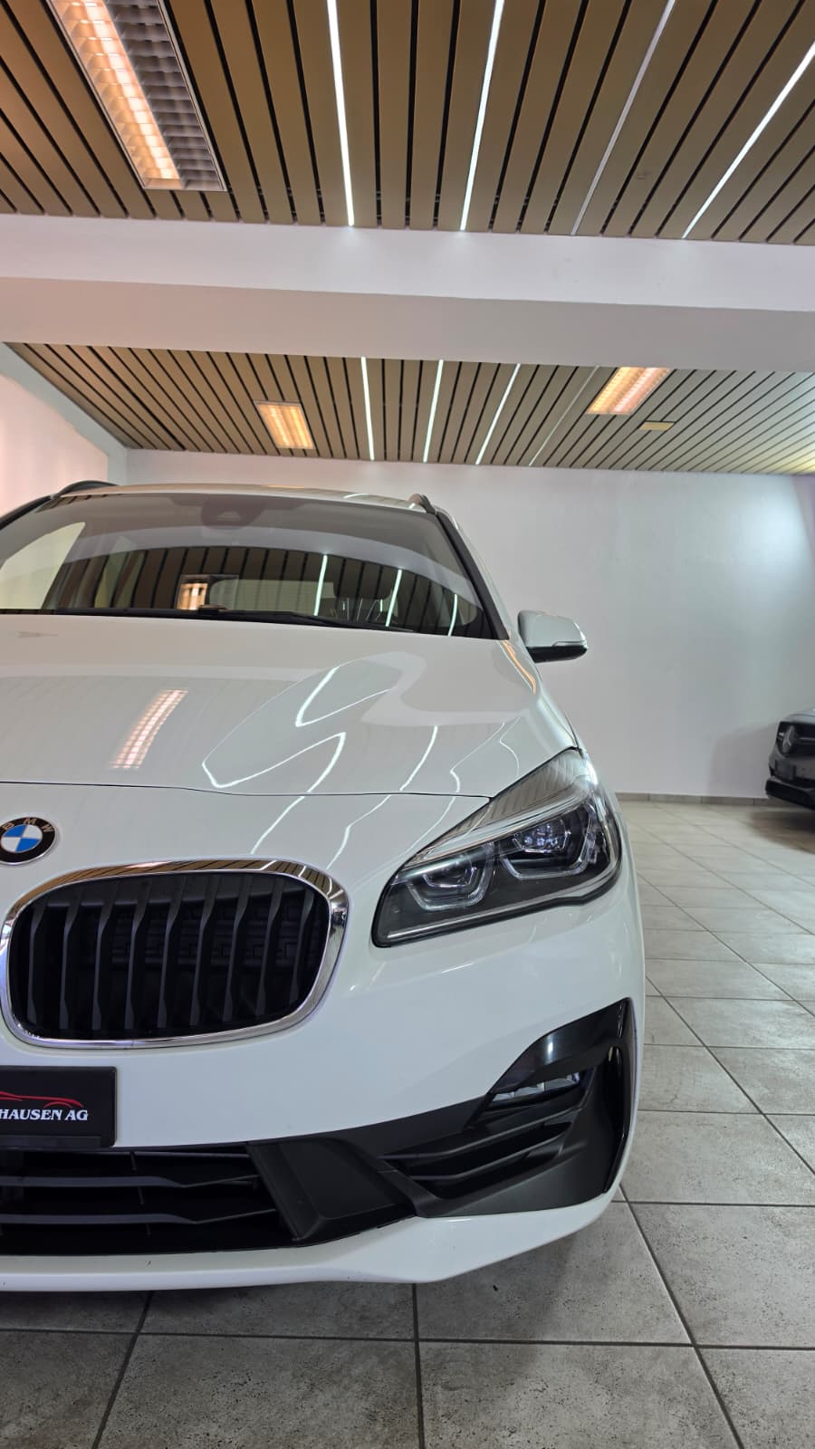 BMW 218d xDrive Gran Tourer Steptronic SCHWEIZER FAHRZEUG, FRISCH AB MFK UND FRISCH AB SERVICE-showroom-element-2