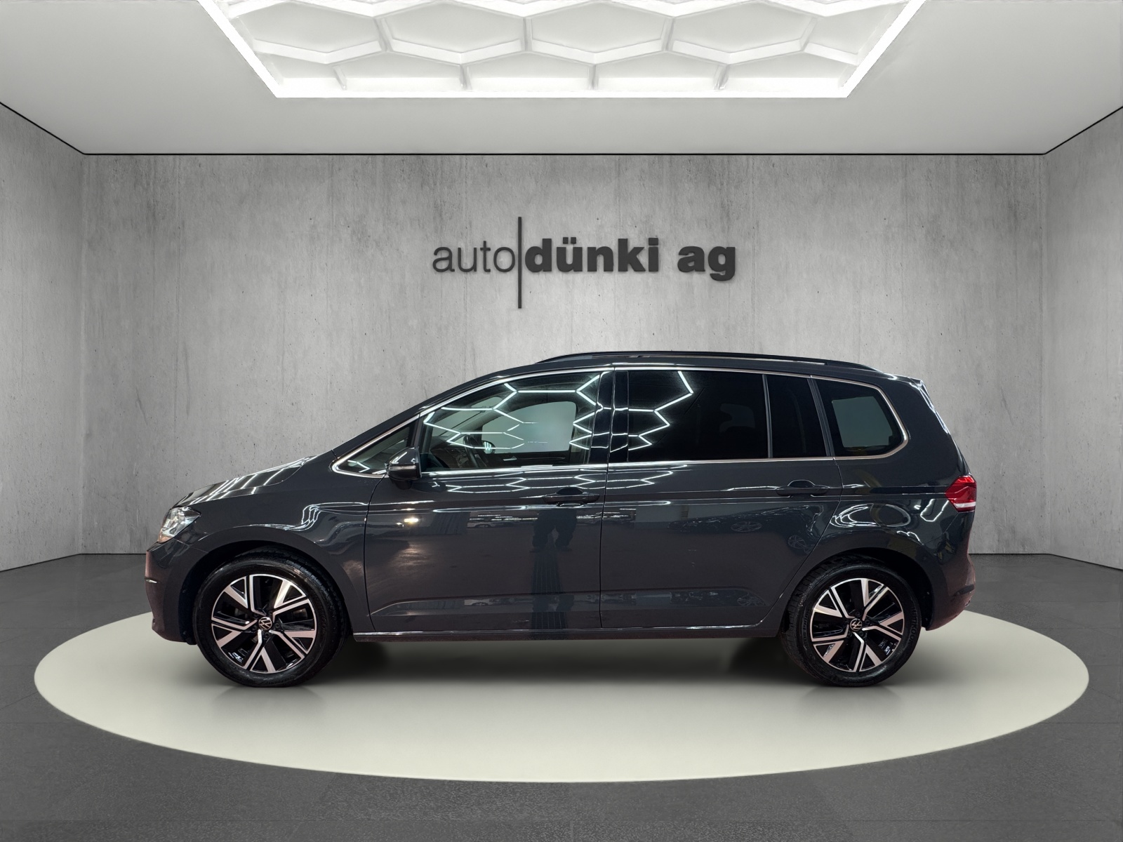 VW Touran 1.5 TSI EVO Comfortline DSG-image-6