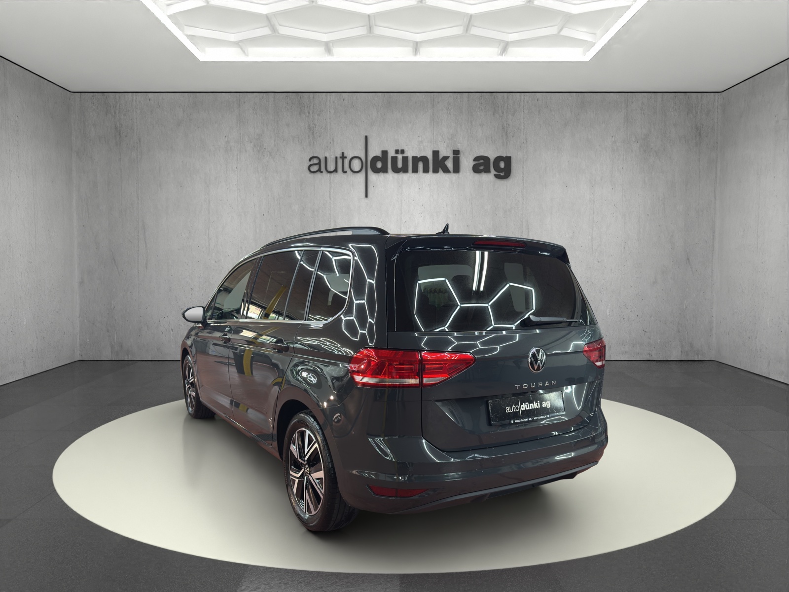 VW Touran 1.5 TSI EVO Comfortline DSG-image-1