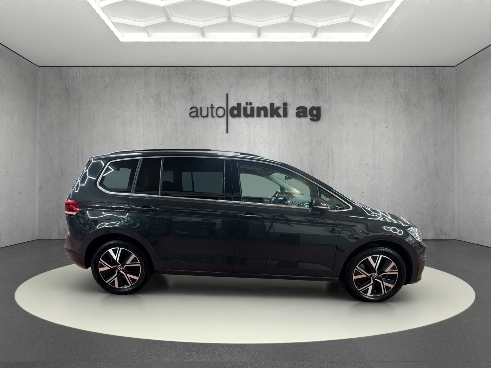 VW Touran 1.5 TSI EVO Comfortline DSG-image-5