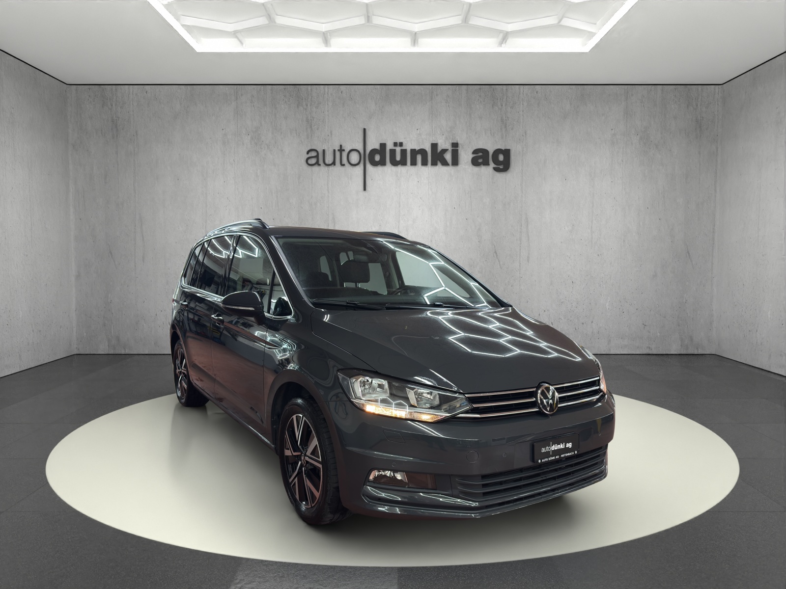 VW Touran 1.5 TSI EVO Comfortline DSG-image-3