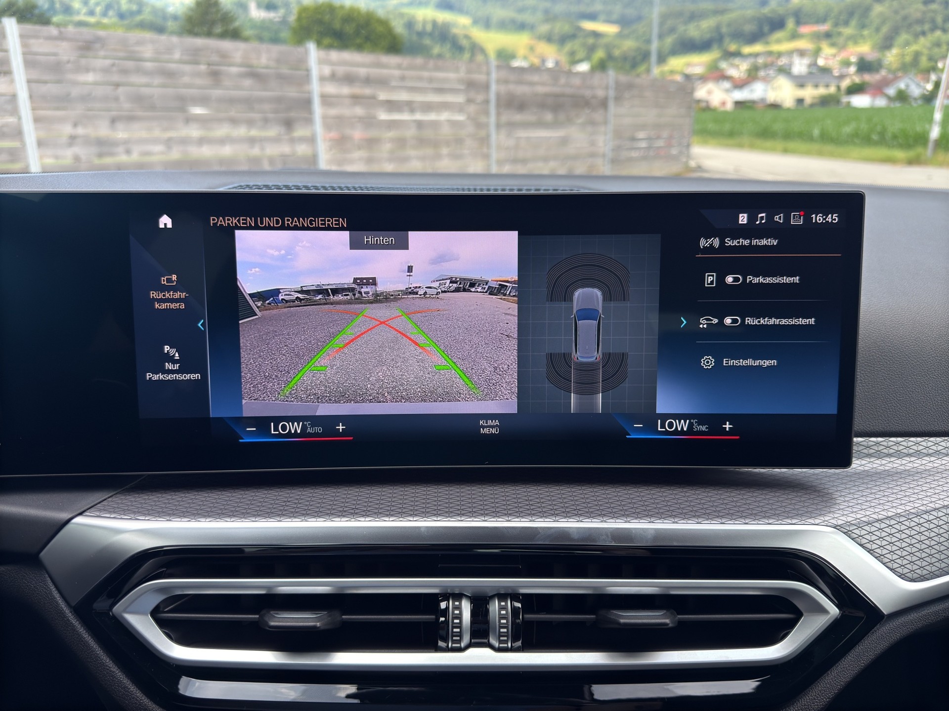 BMW 320d xDrive 48V Touring Steptronic M Sport-image-15