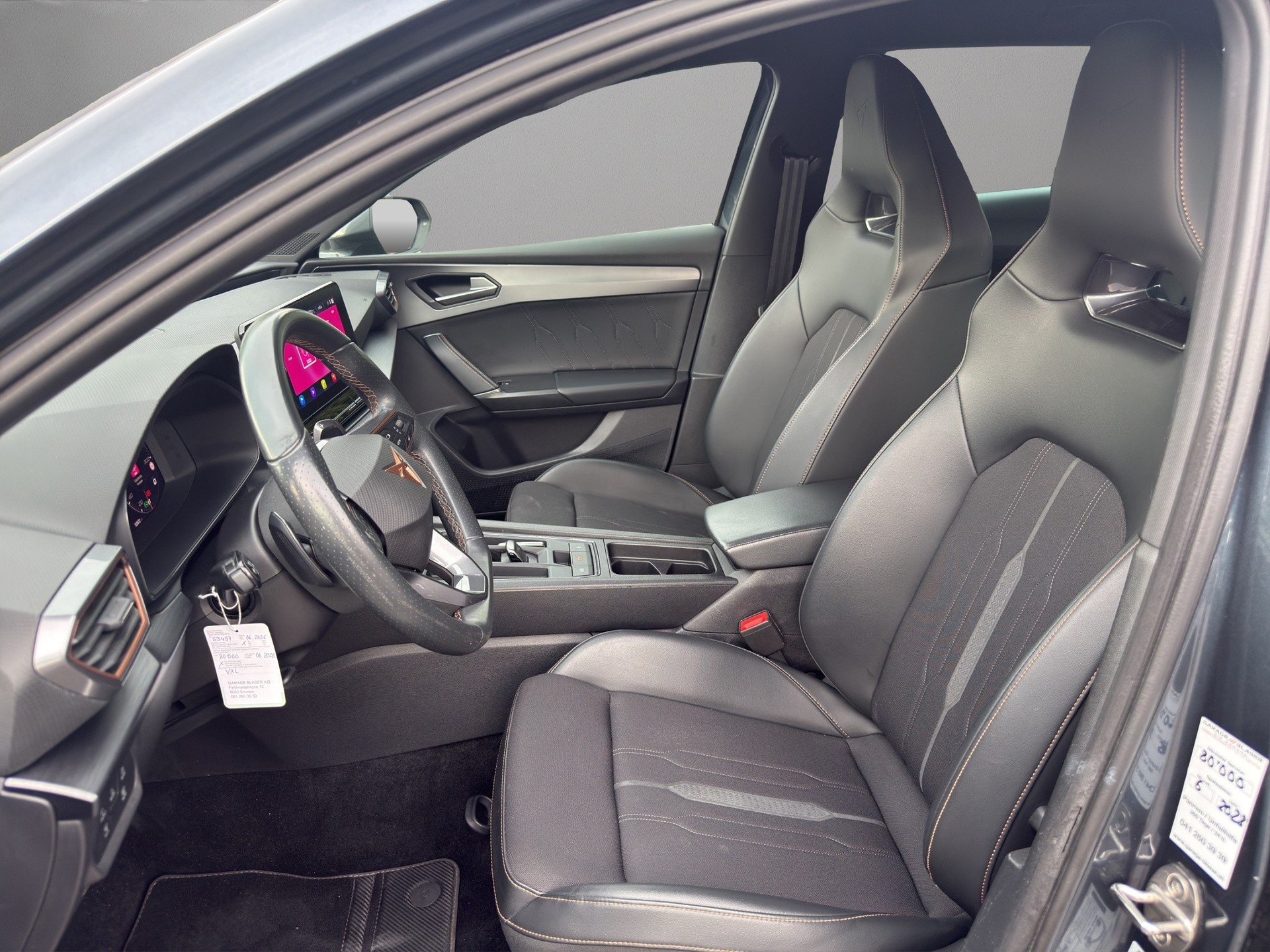 CUPRA LEON ST 2.0 TSI VZ DSG-image-4