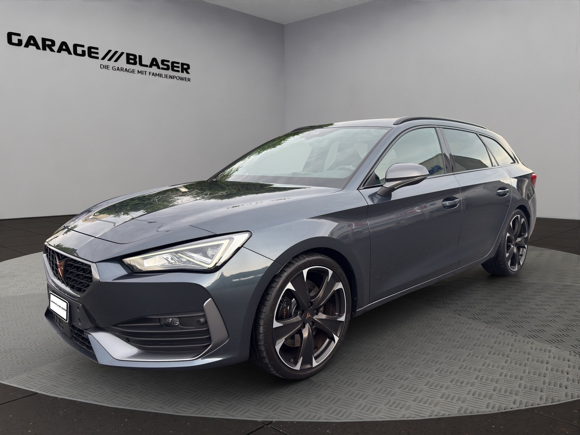CUPRA LEON ST 2.0 TSI VZ DSG-image-0