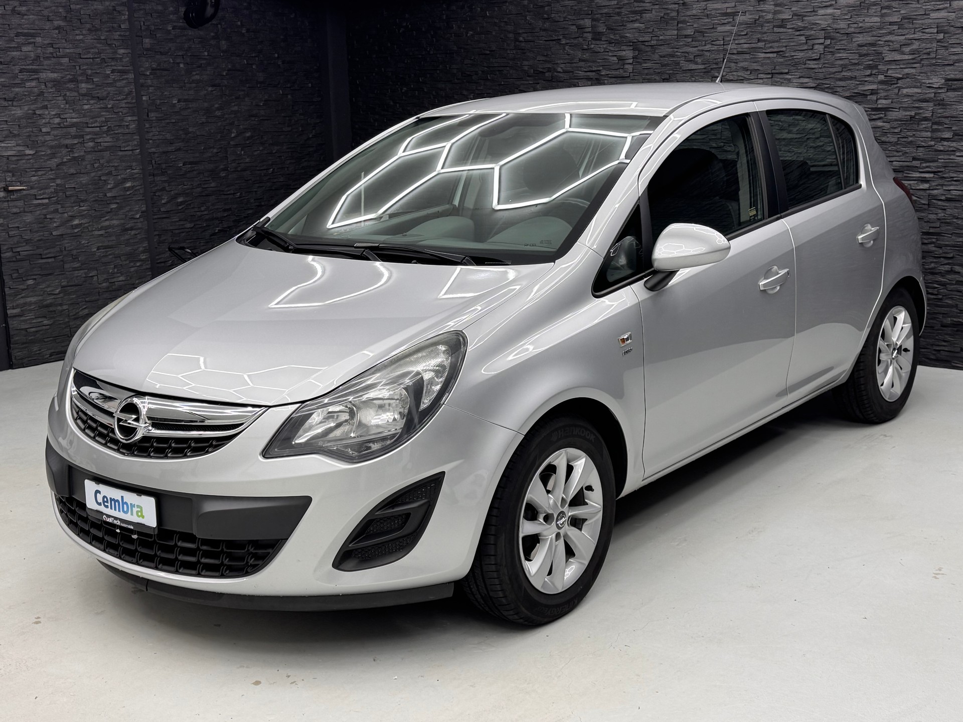 OPEL Corsa 1.4 TP Color Edition-image-0