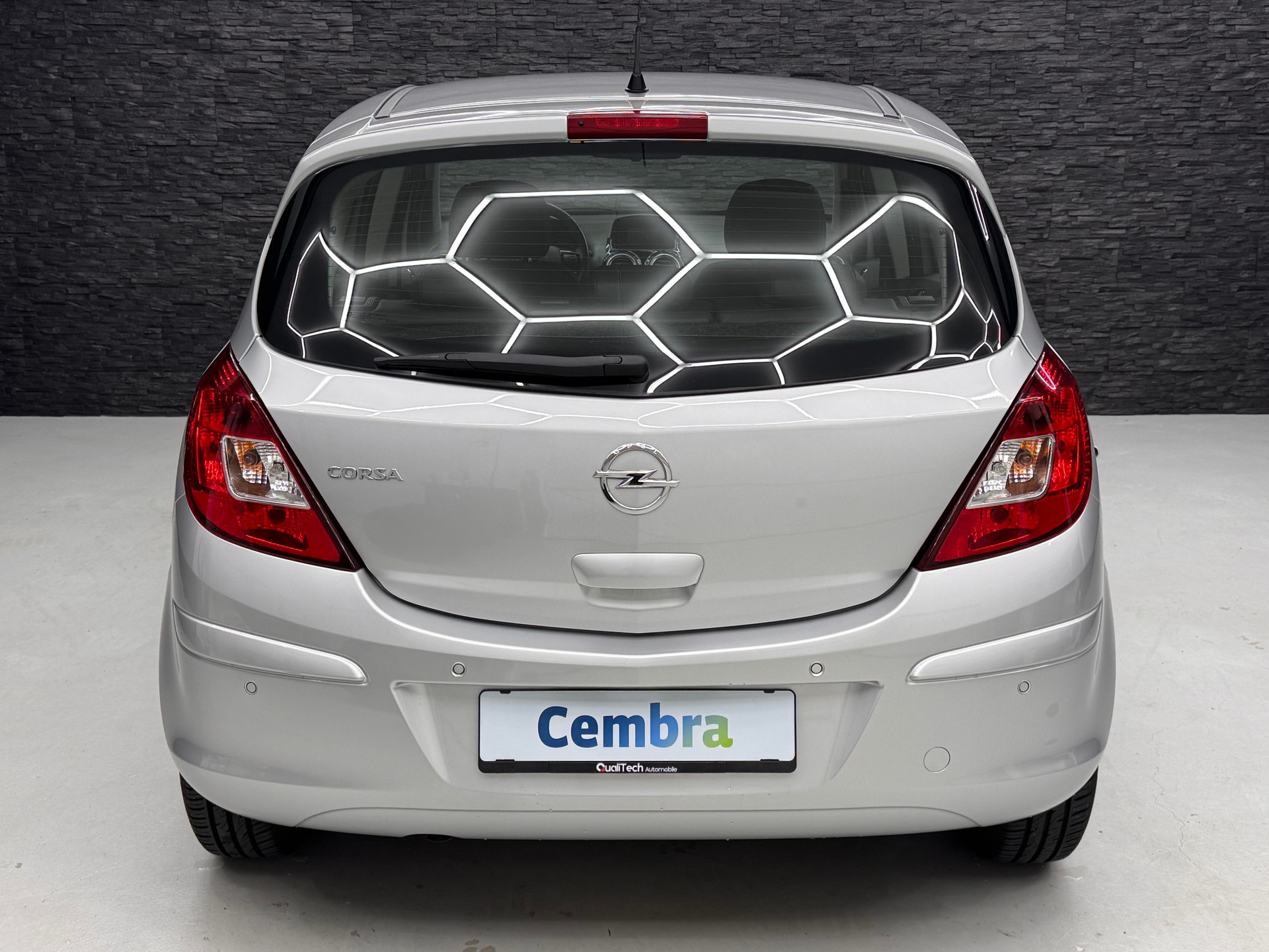 OPEL Corsa 1.4 TP Color Edition-image-4