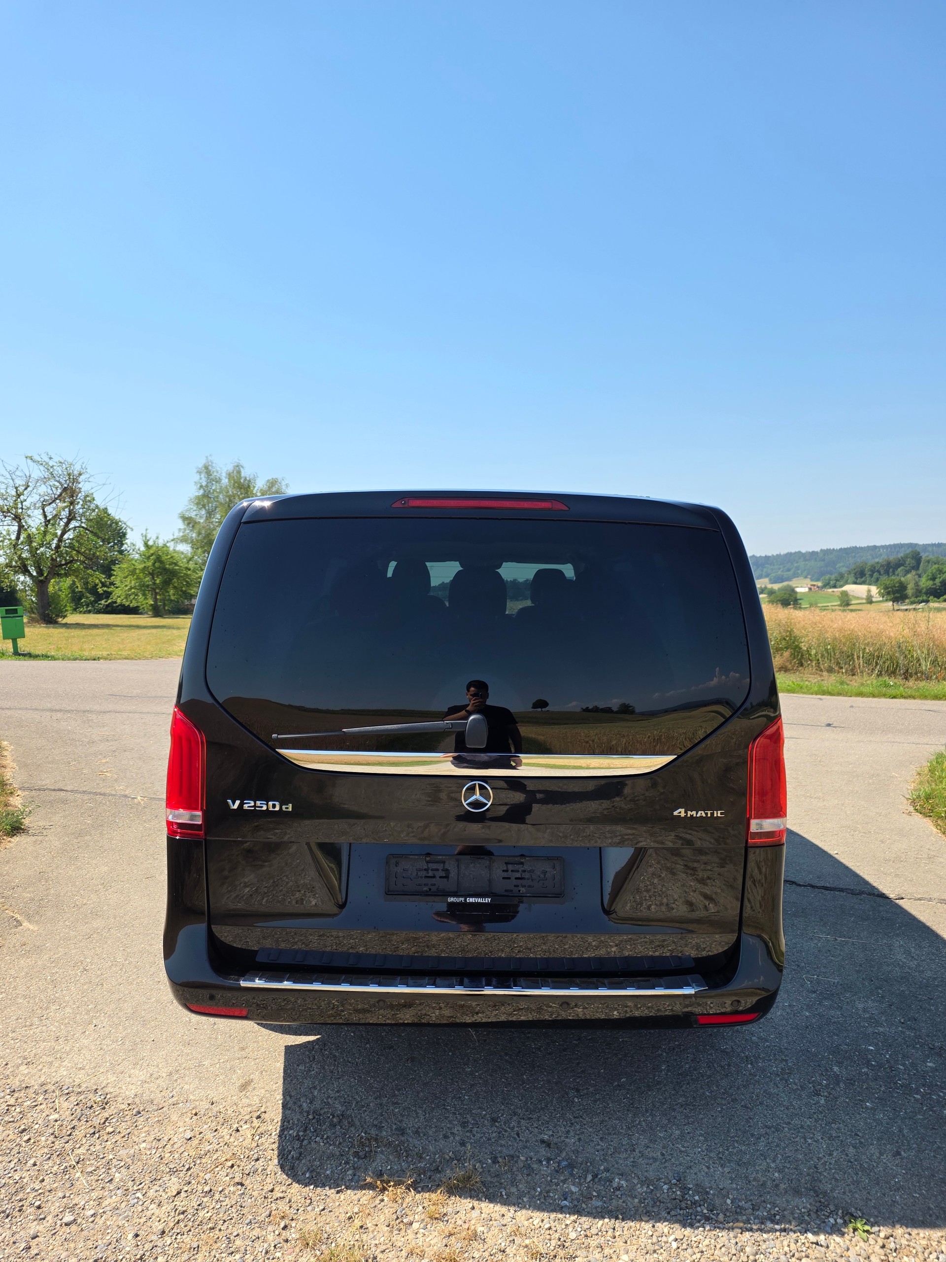 MERCEDES-BENZ V 250 d Avantgarde extralang 4M 7G-Tronic-image-4
