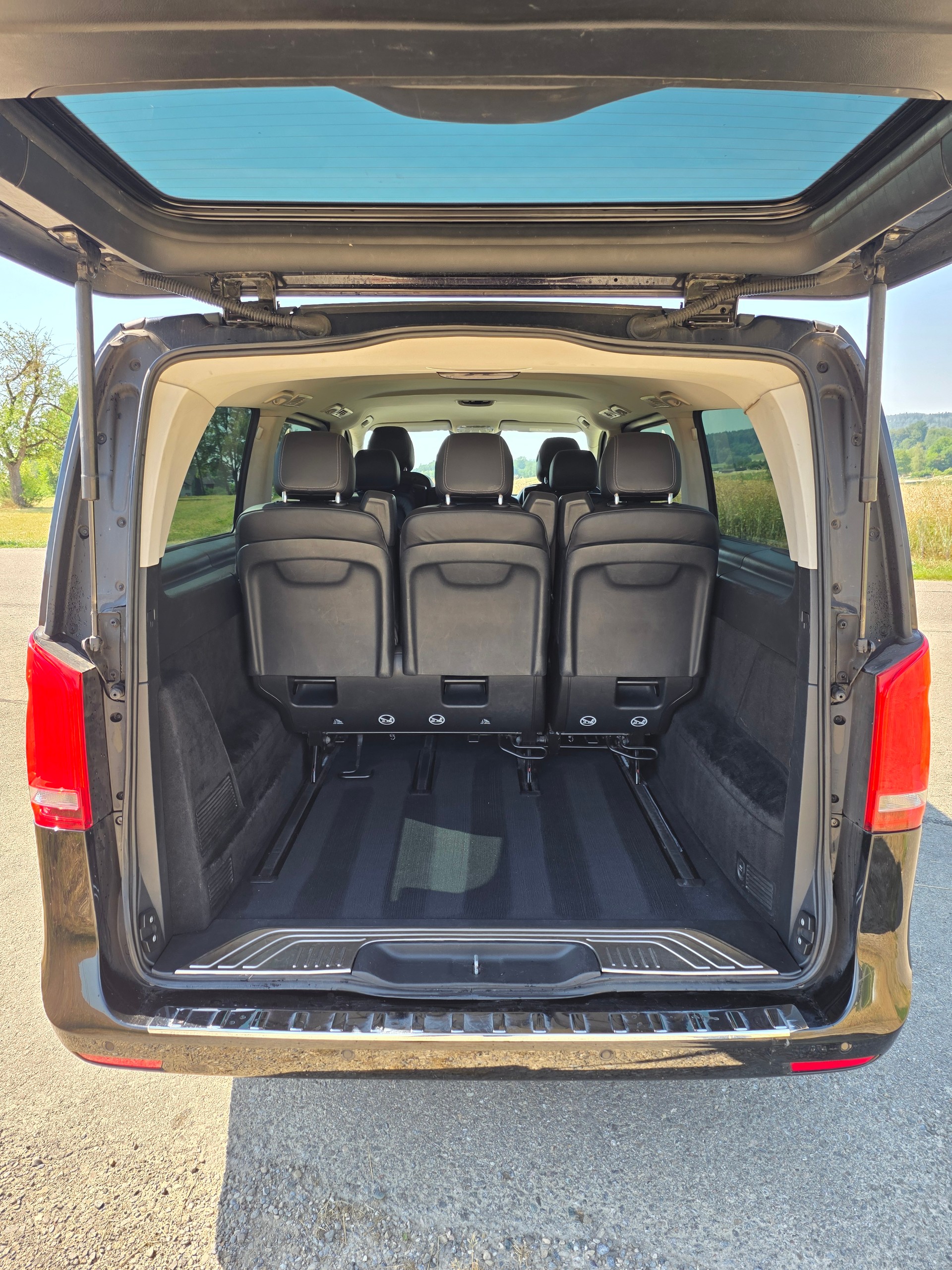 MERCEDES-BENZ V 250 d Avantgarde extralang 4M 7G-Tronic-image-5