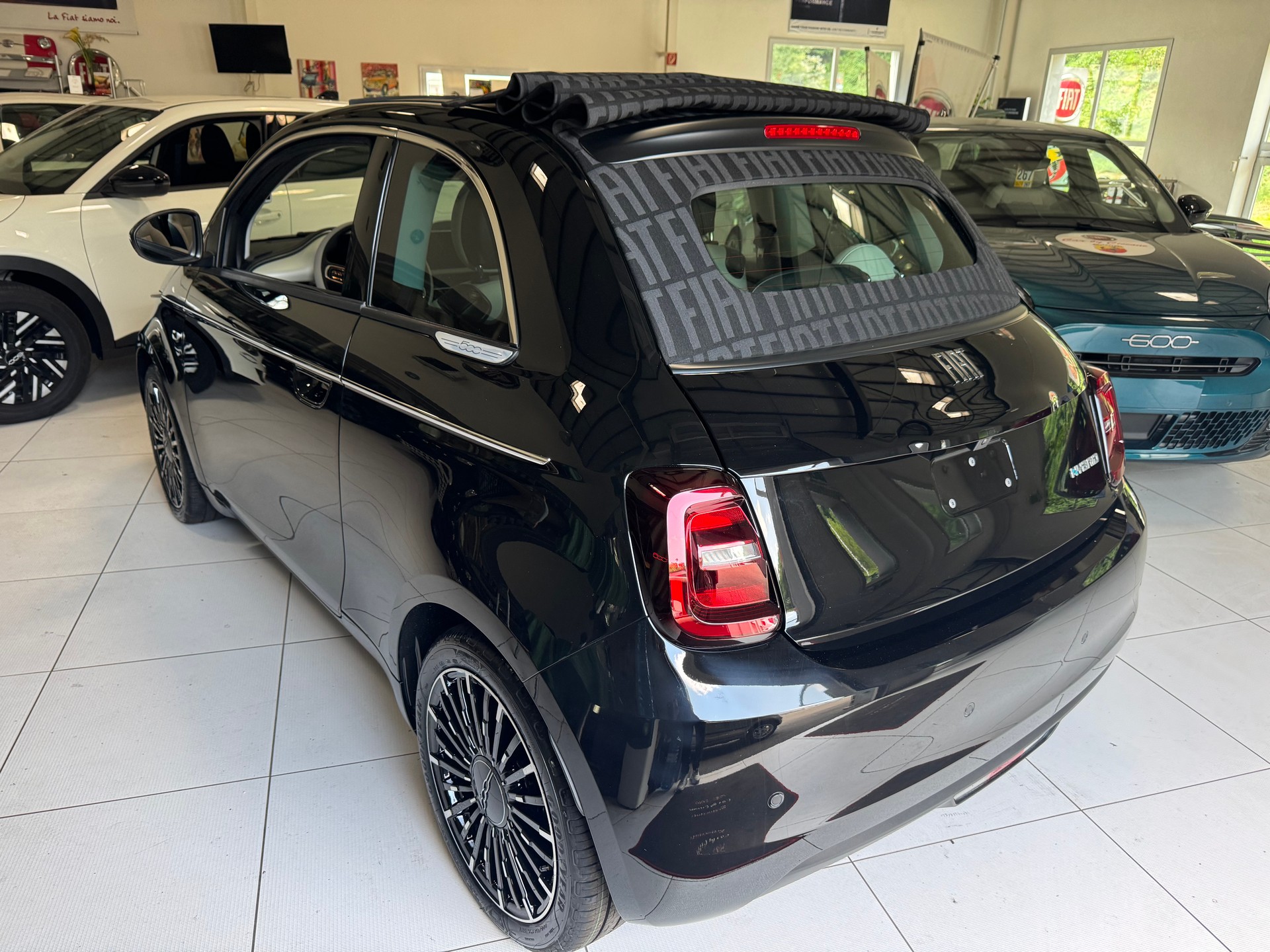 FIAT 500C 1.0 FireFly MHD La Prima-image-0
