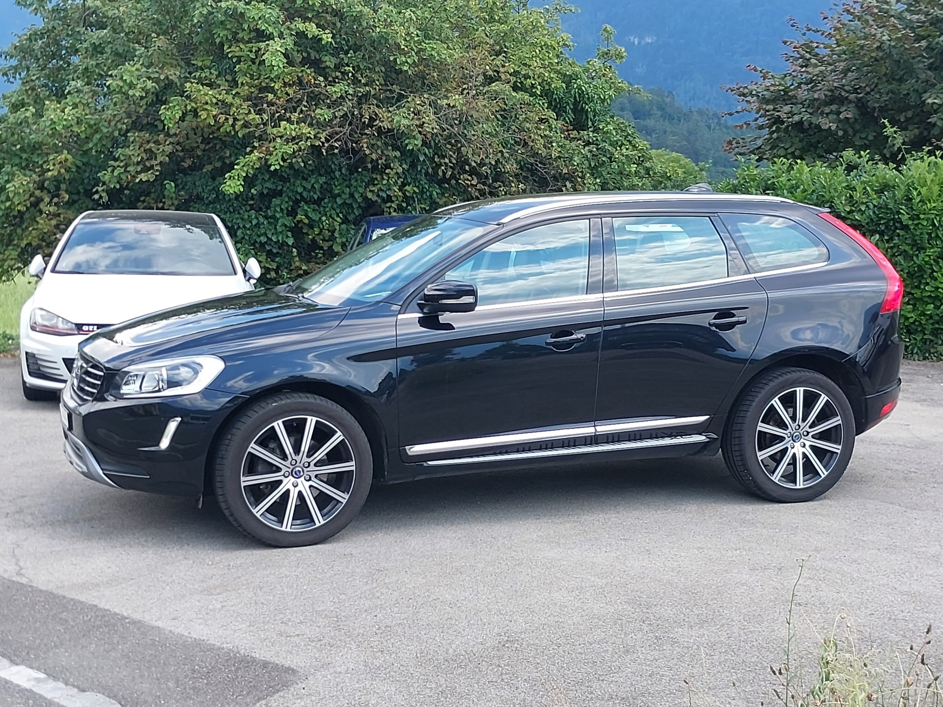 VOLVO XC60 D4 AWD Summum Geartronic-image-1