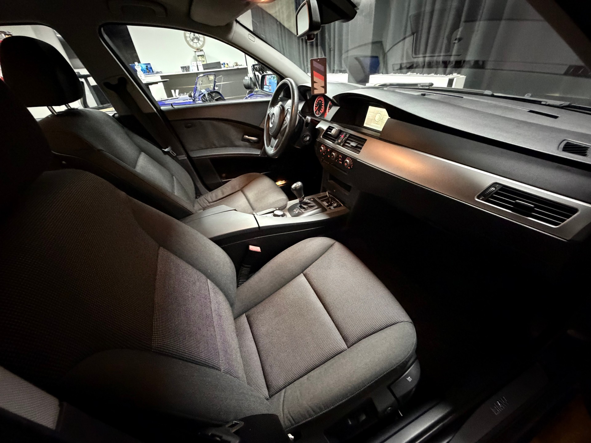 BMW 530i - SMG-image-19